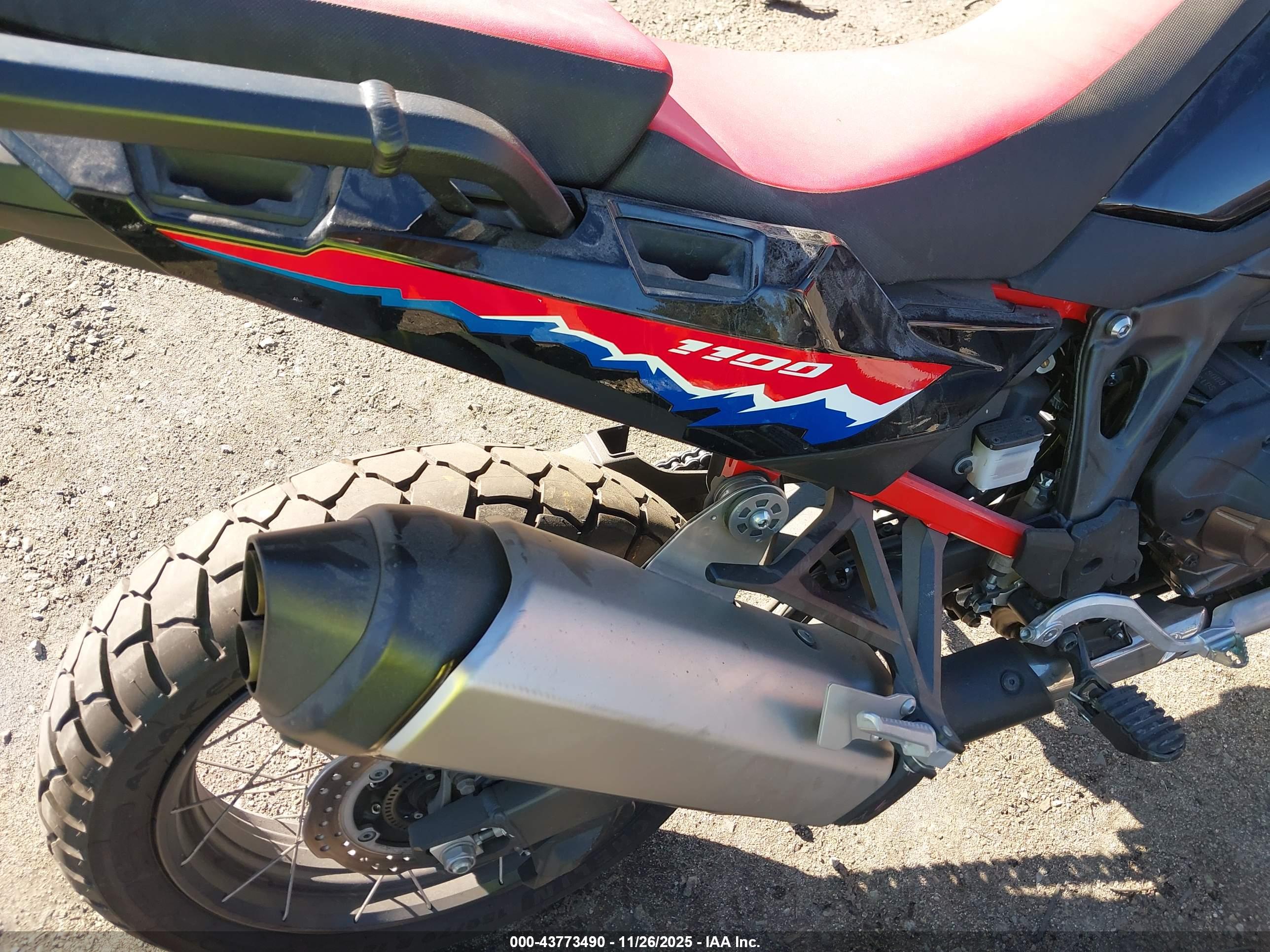 HONDA CRF1000 image 5
