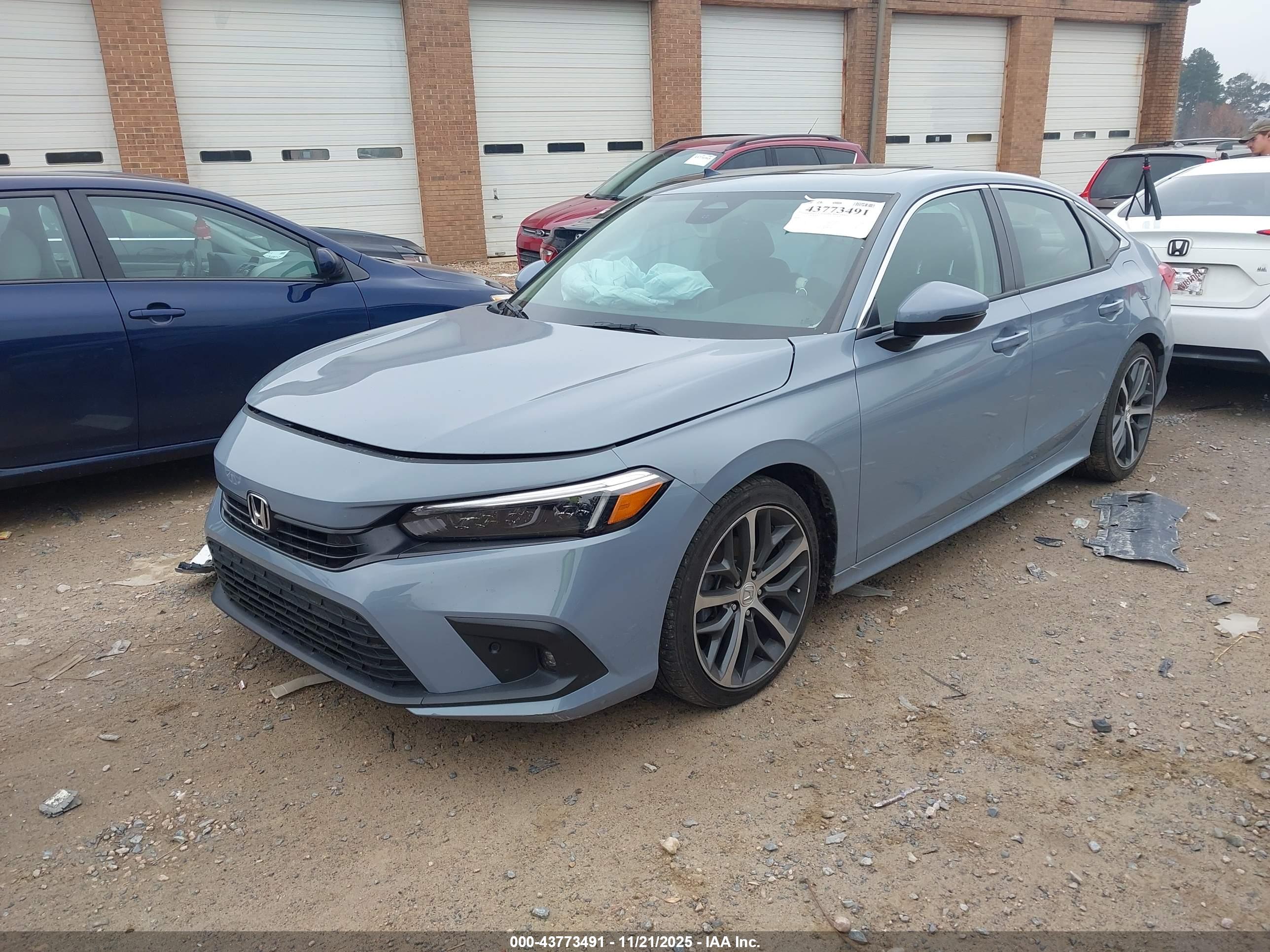 HONDA CIVIC image 2