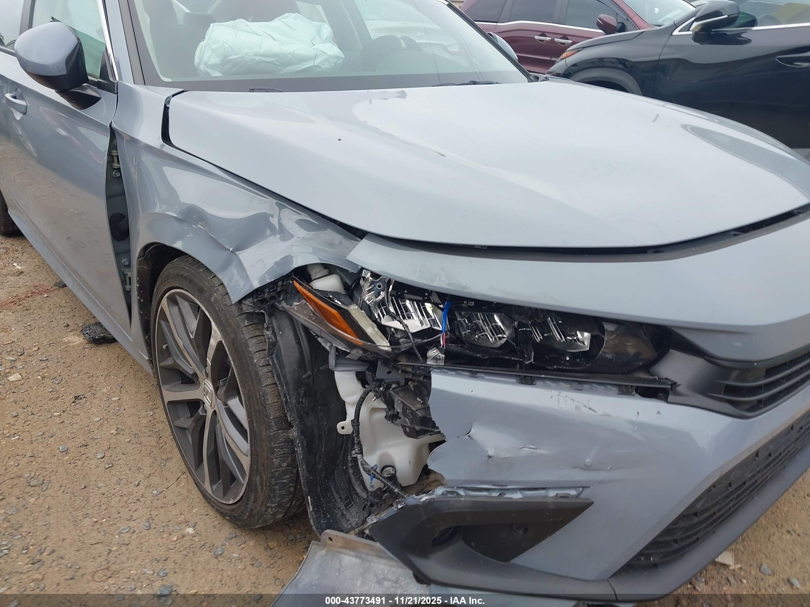 HONDA CIVIC image 6
