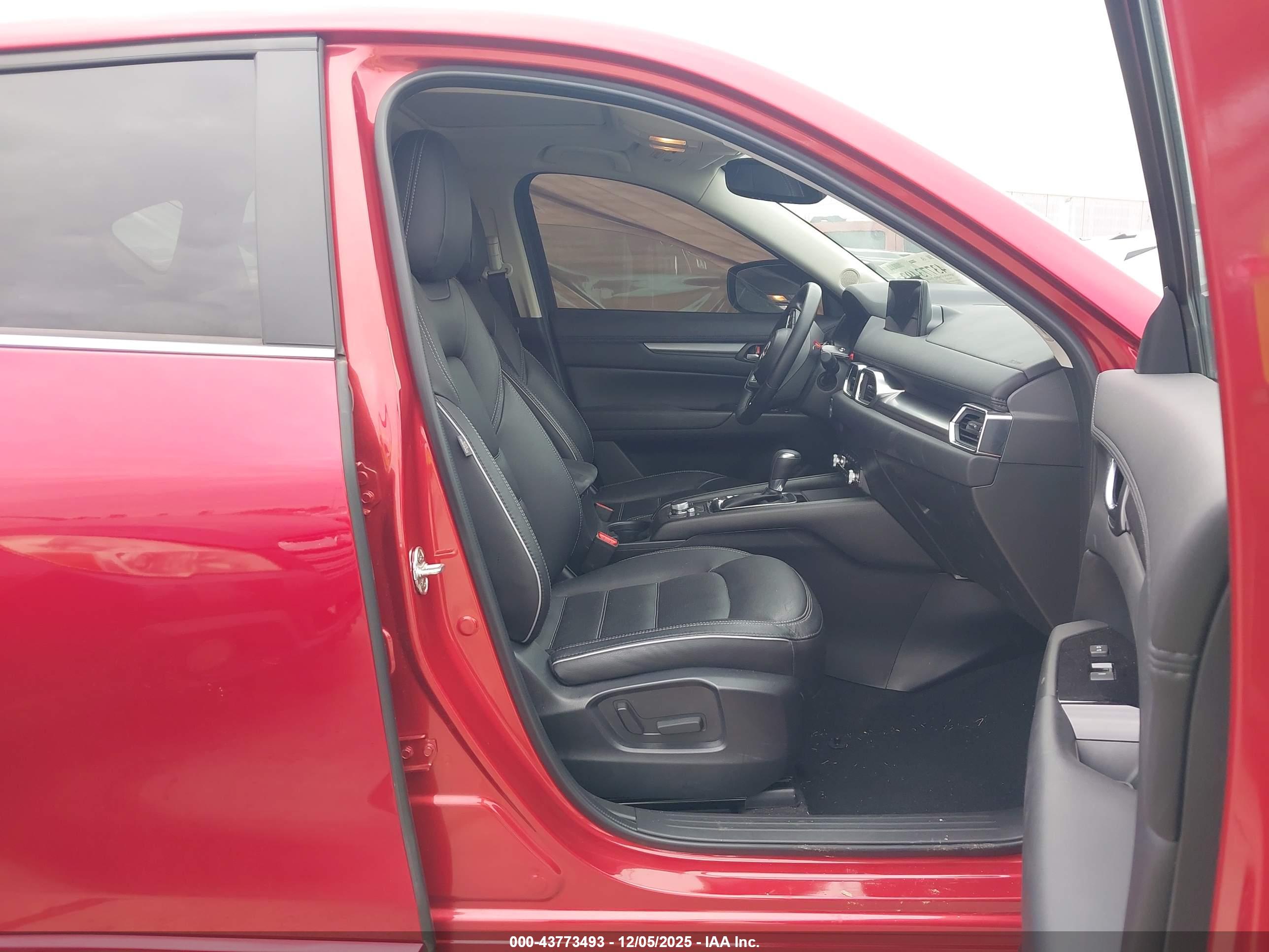 MAZDA CX-5 image 5