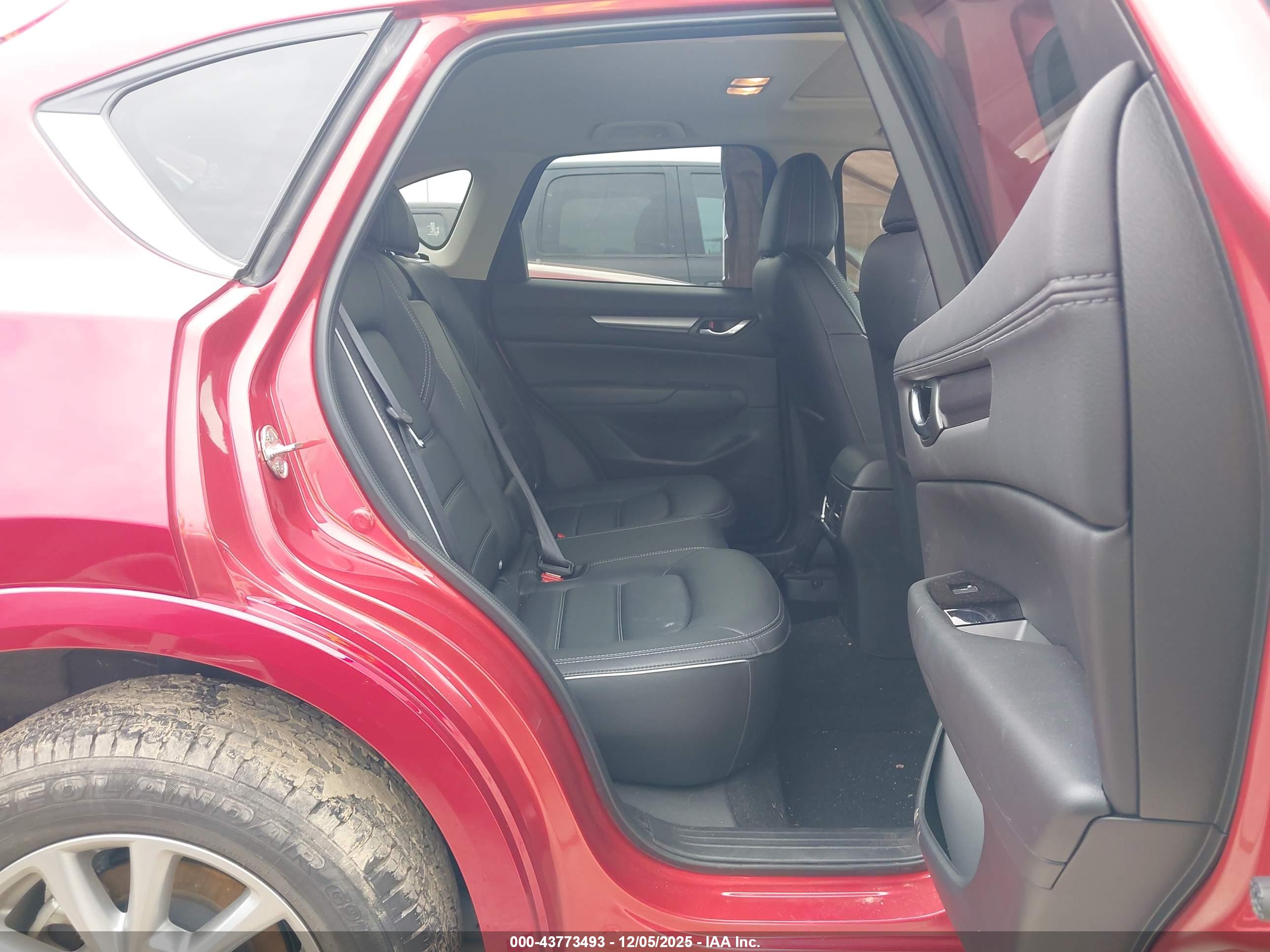 MAZDA CX-5 image 8
