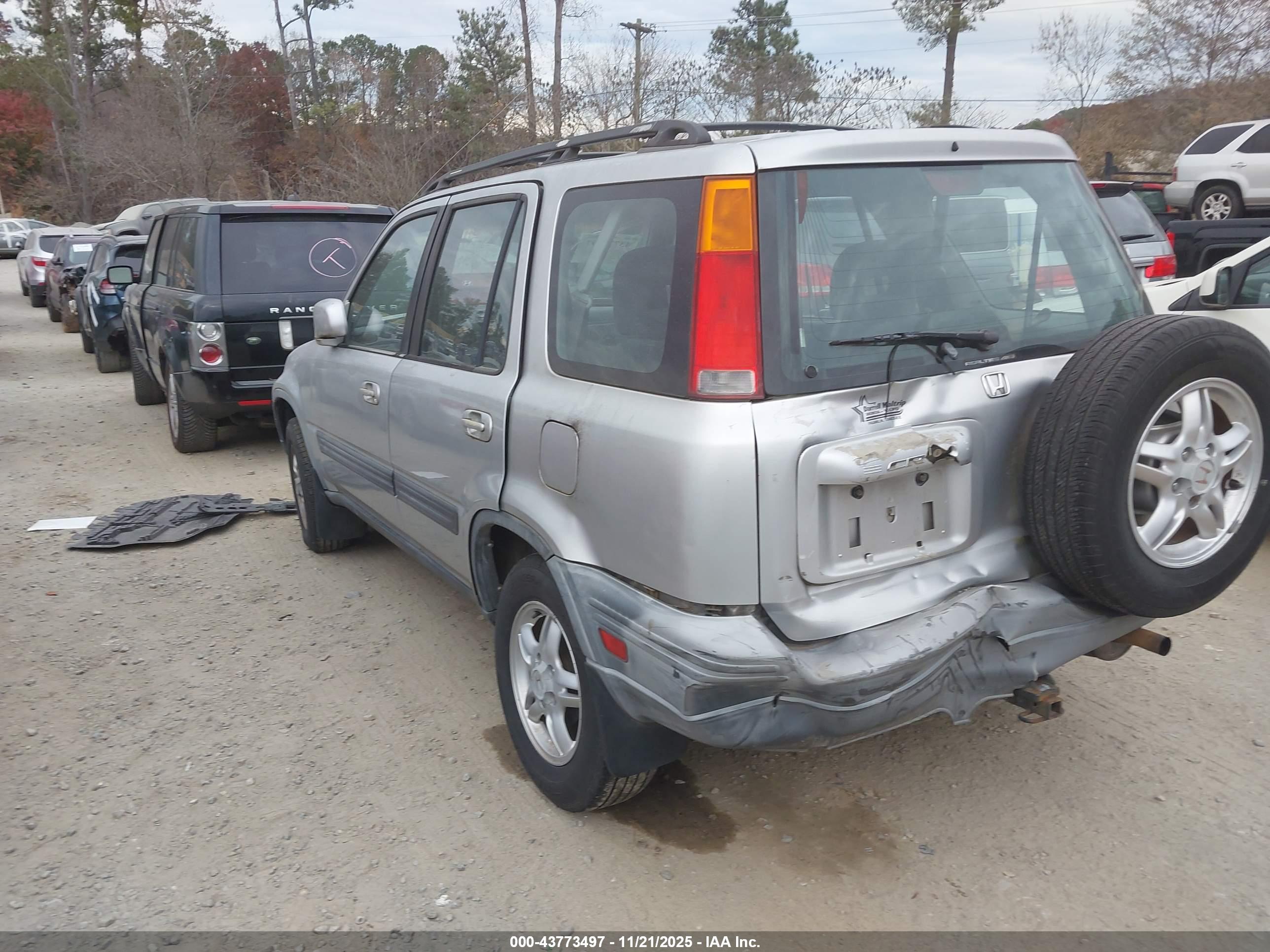 HONDA CR-V image 3