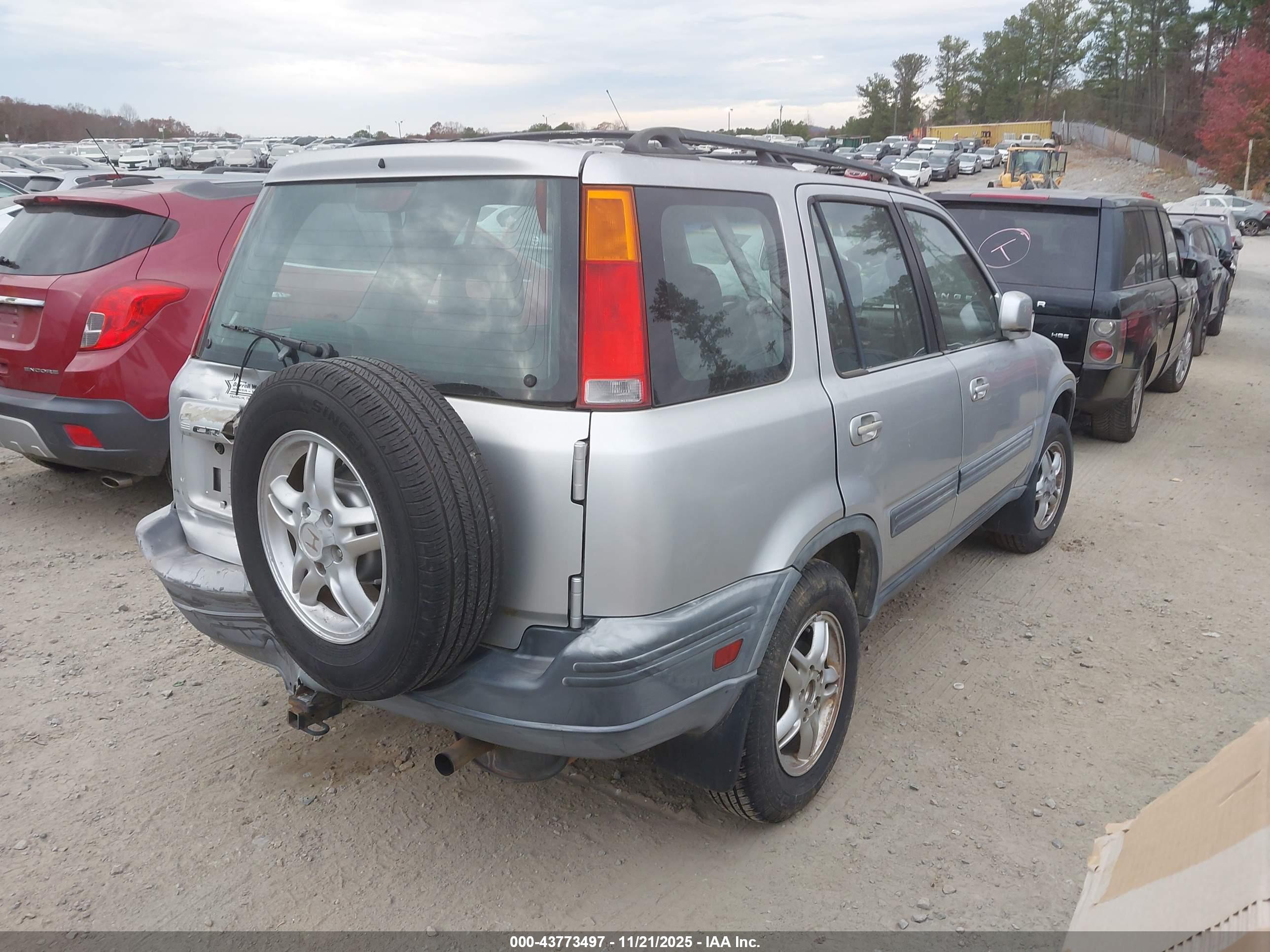 HONDA CR-V image 4