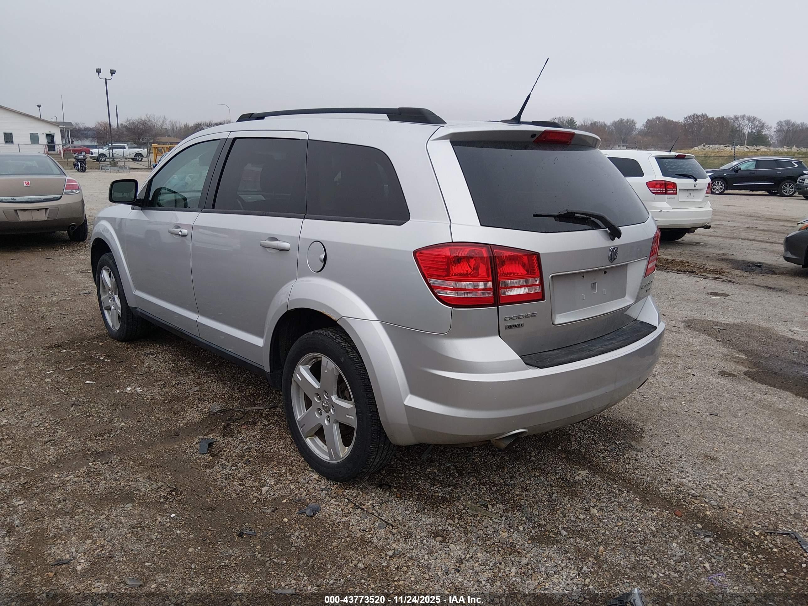 DODGE JOURNEY image 3