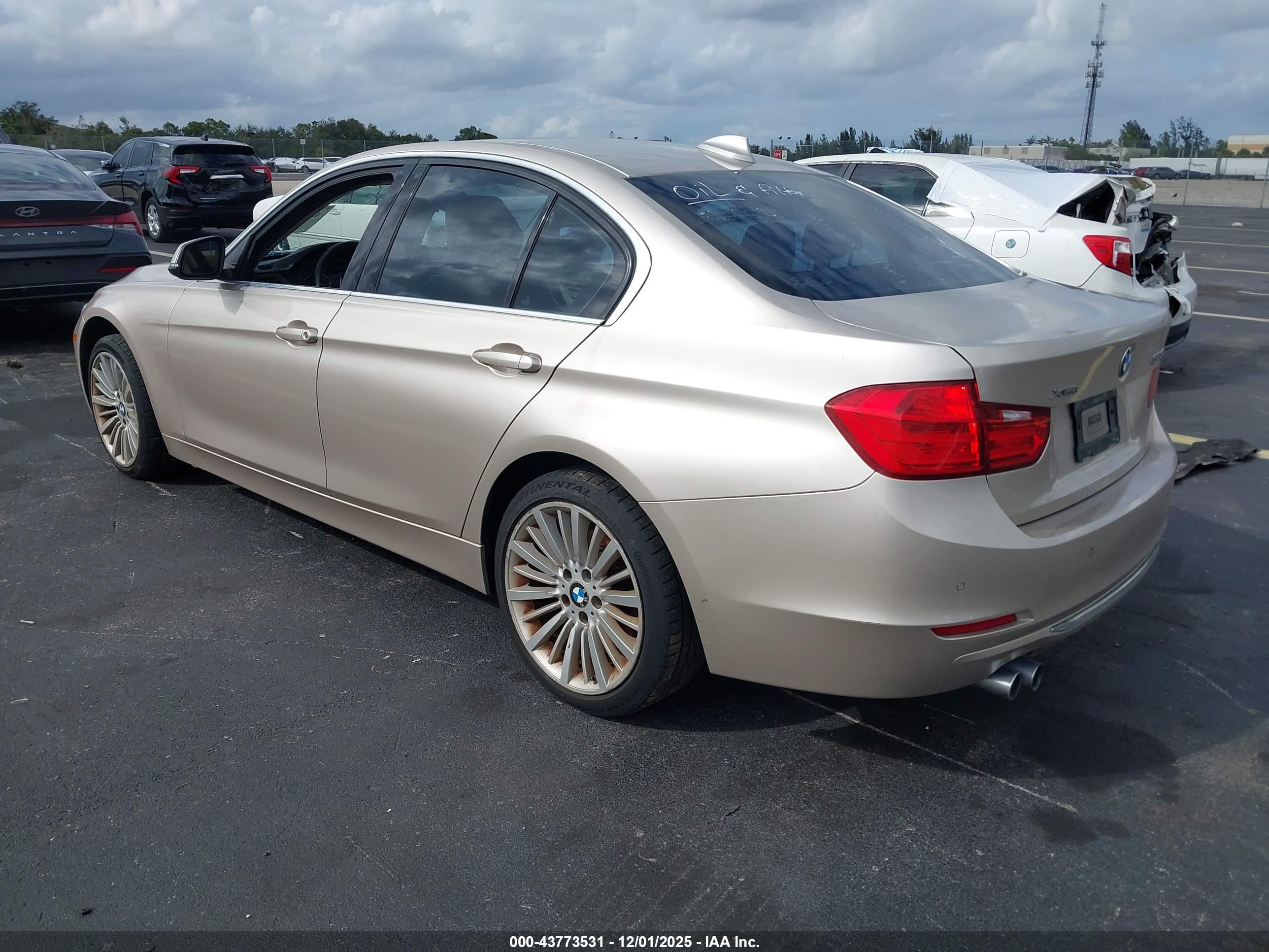BMW 328I image 3