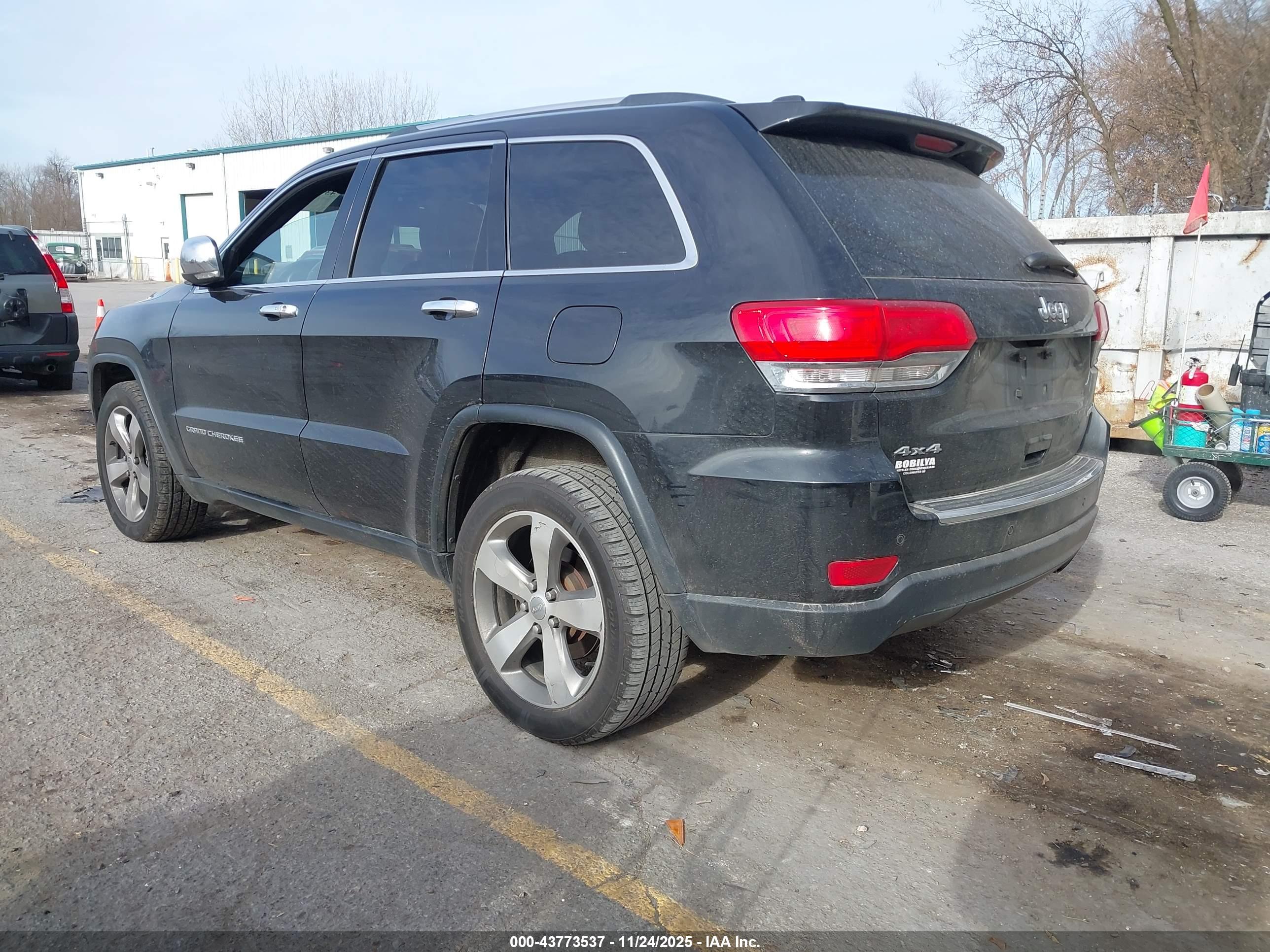 JEEP GRAND image 3