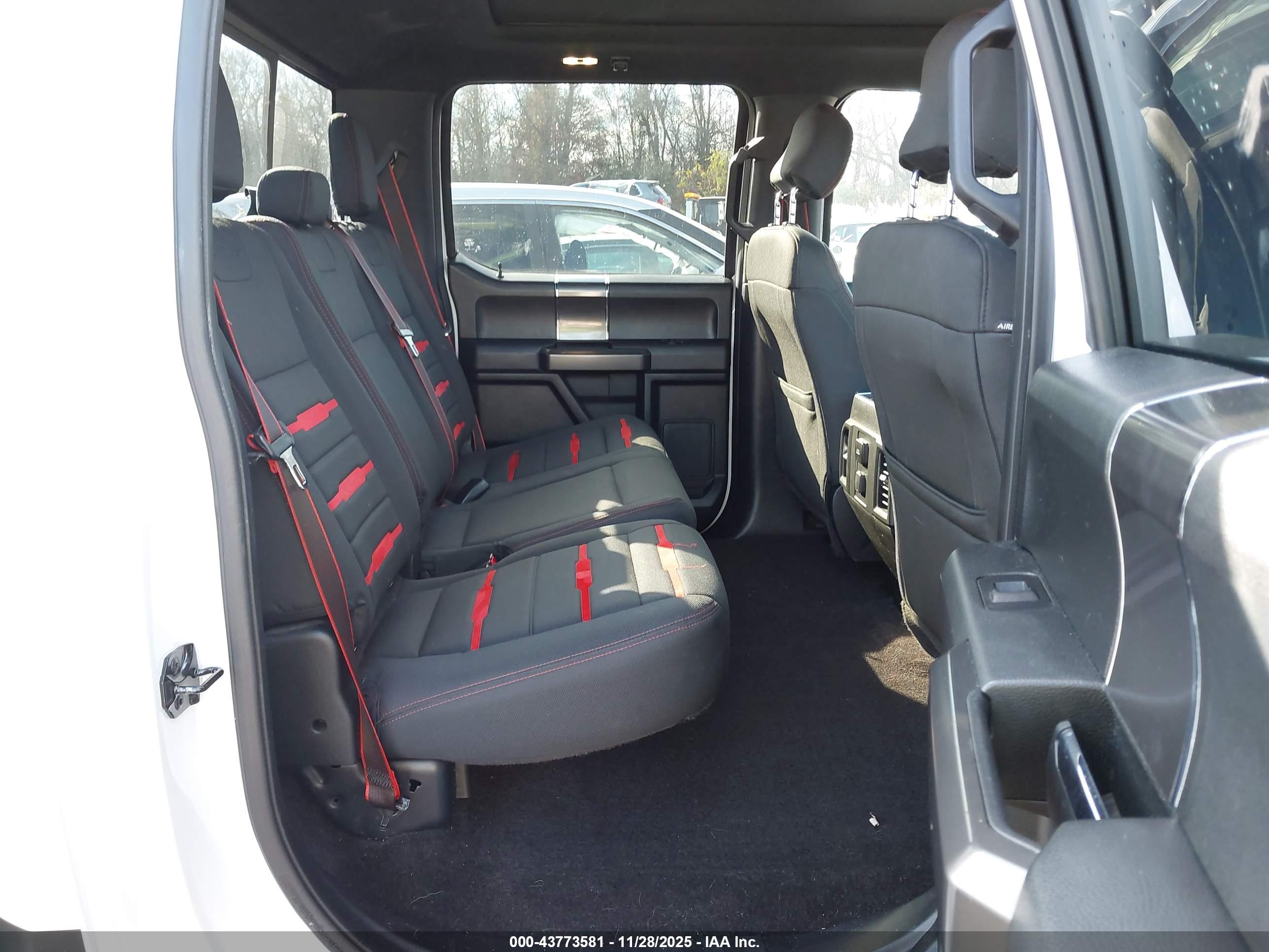 FORD F-150 image 8