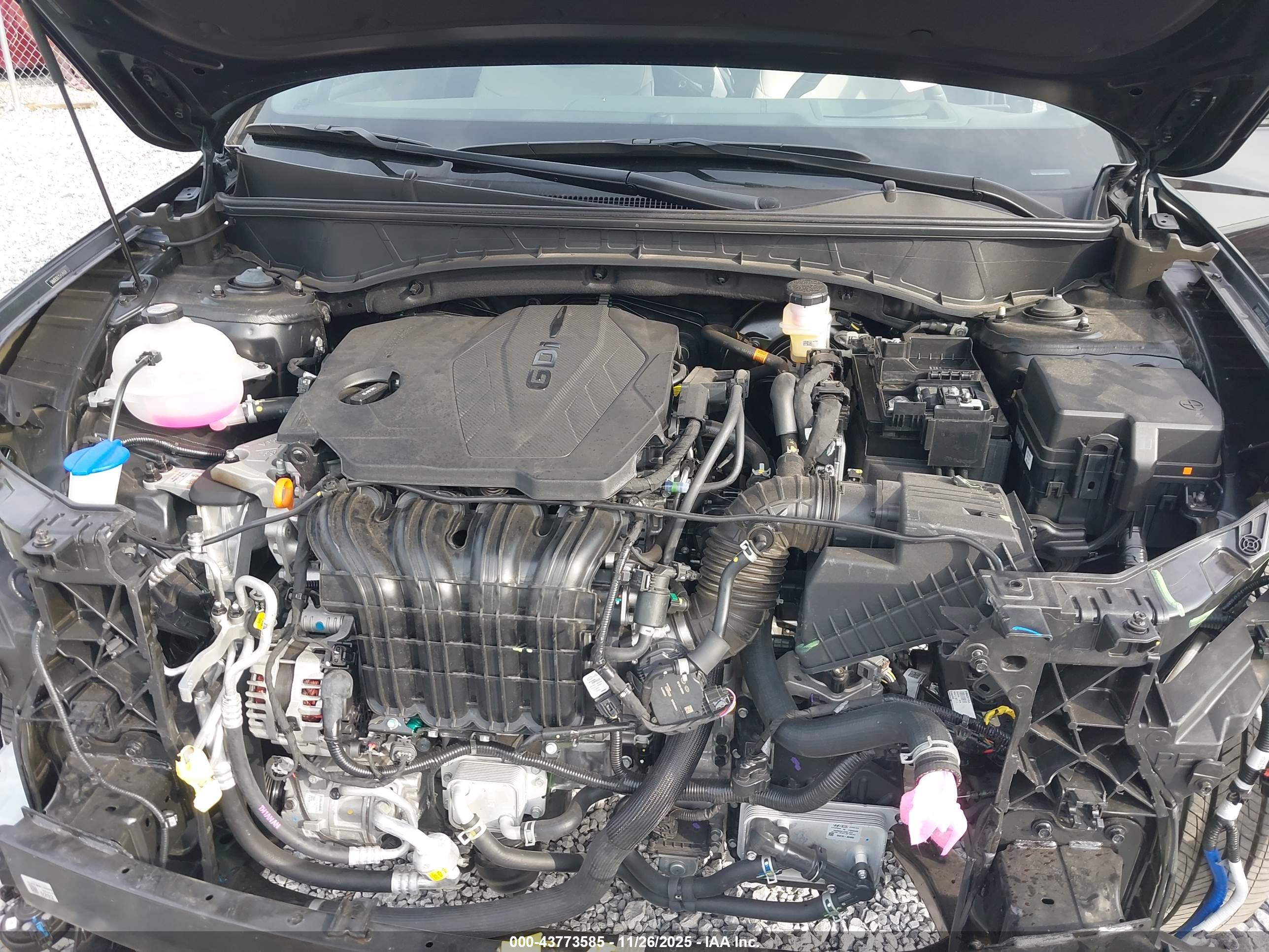 HYUNDAI TUCSON image 10