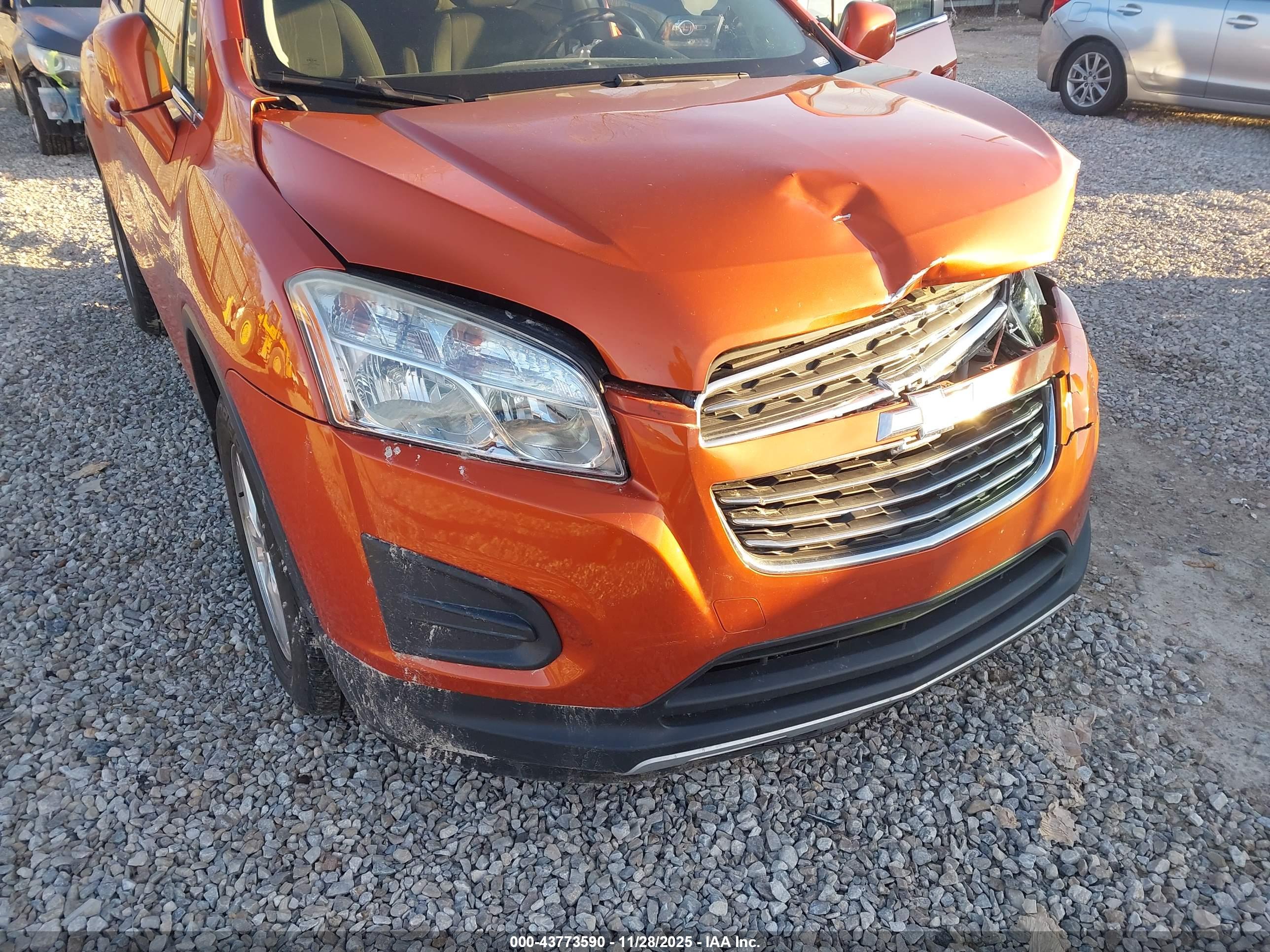 CHEVROLET TRAX image 6