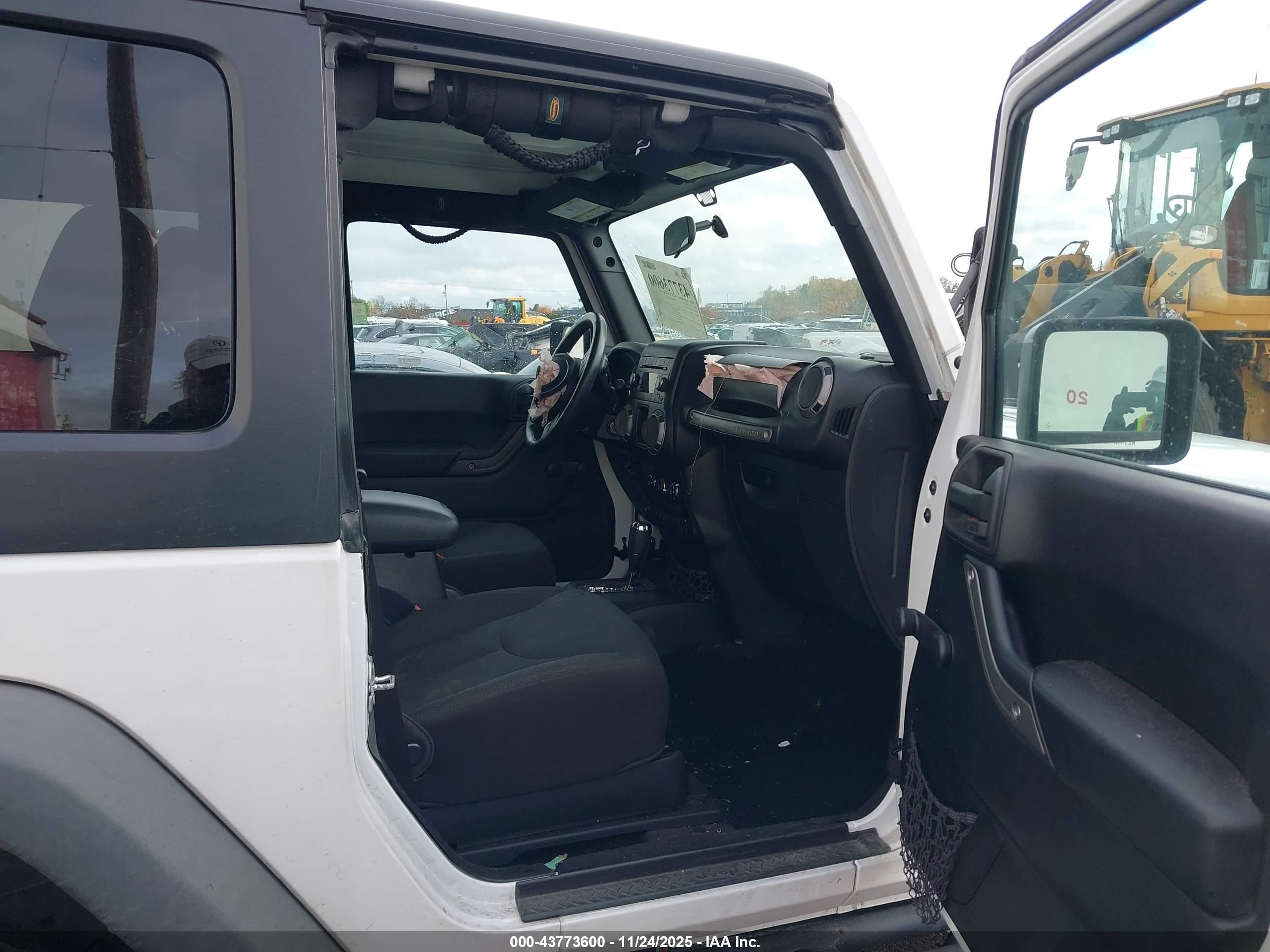 JEEP WRANGLER image 5