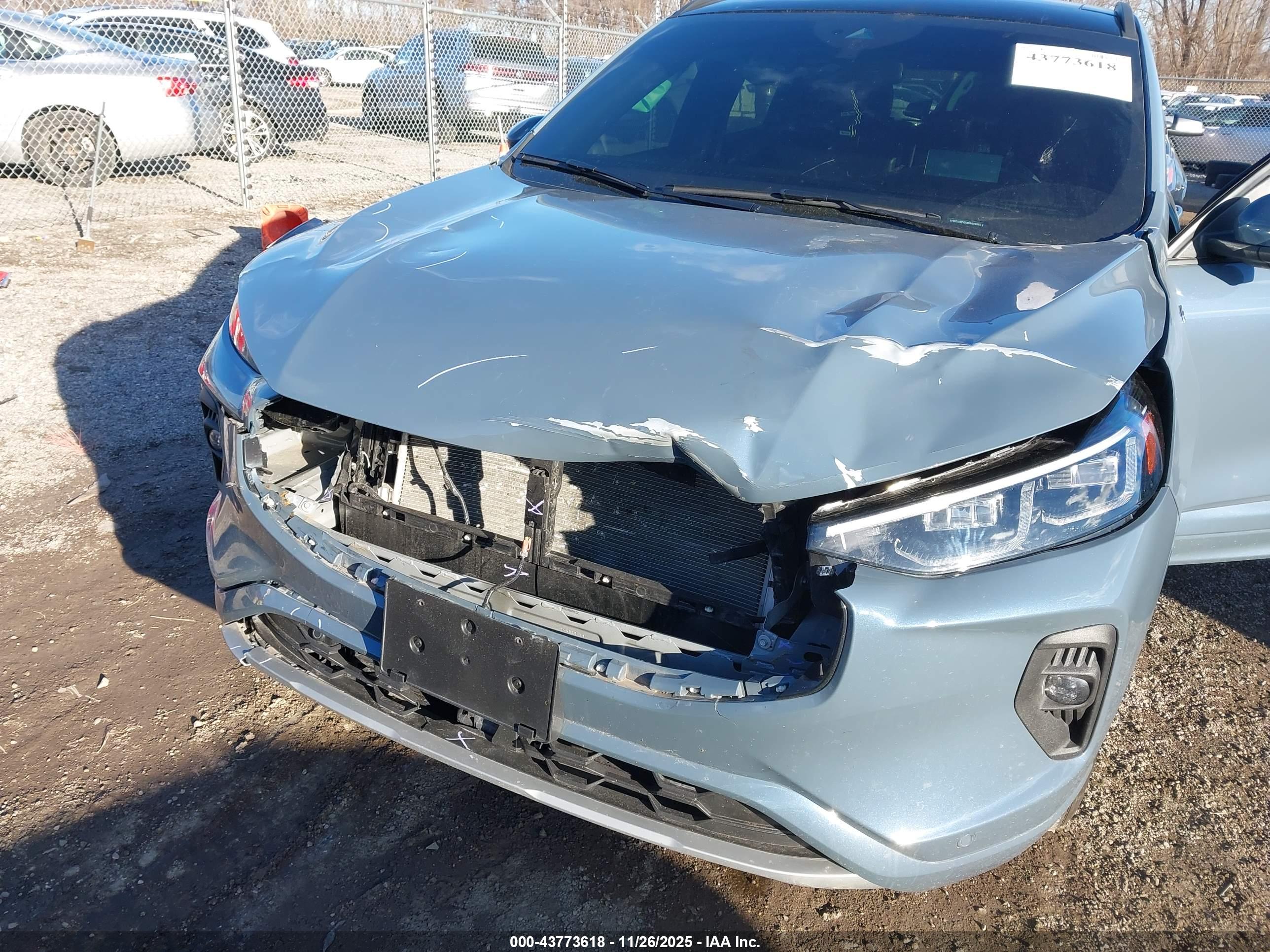 FORD ESCAPE image 6