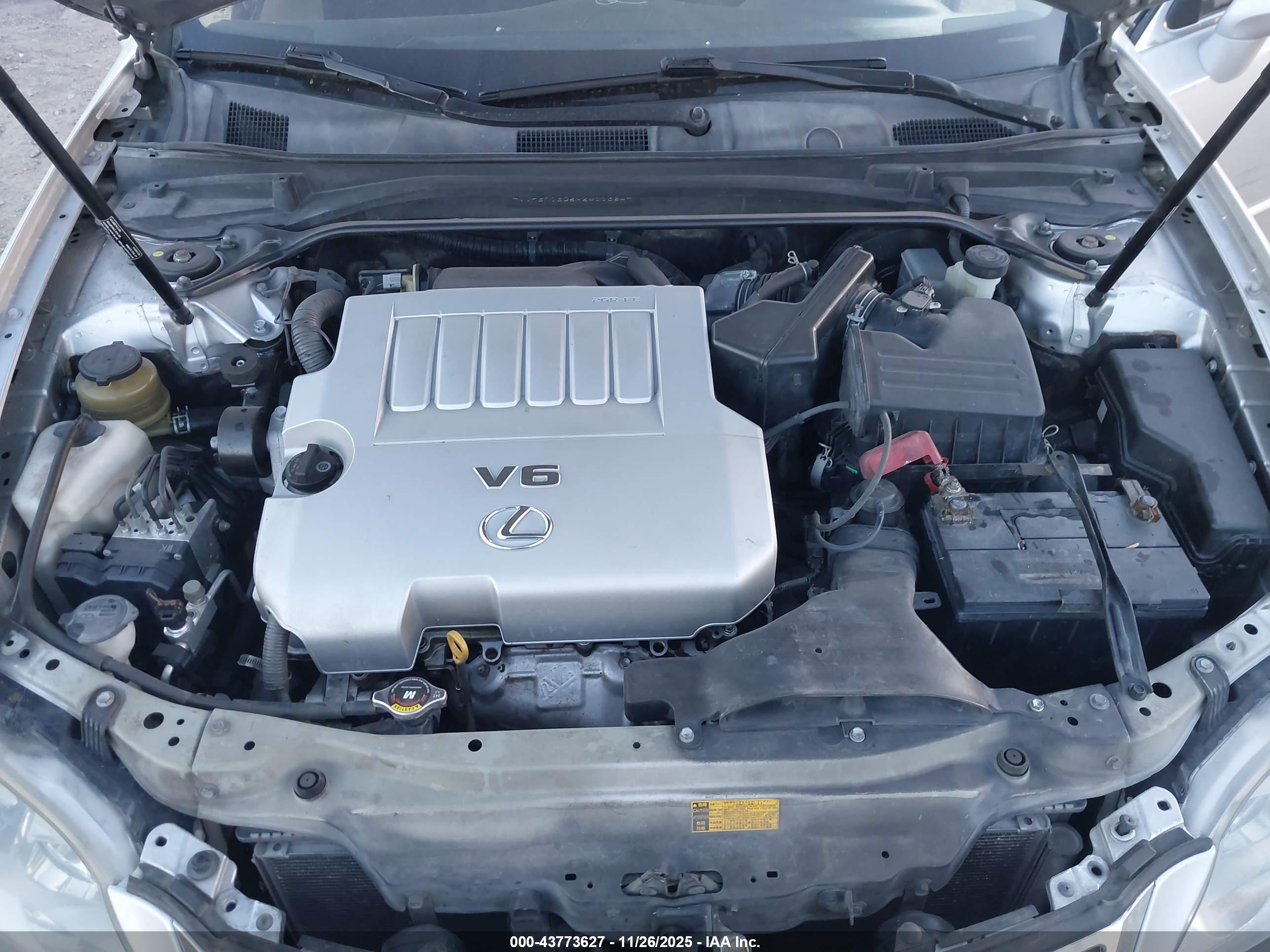 LEXUS ES image 10