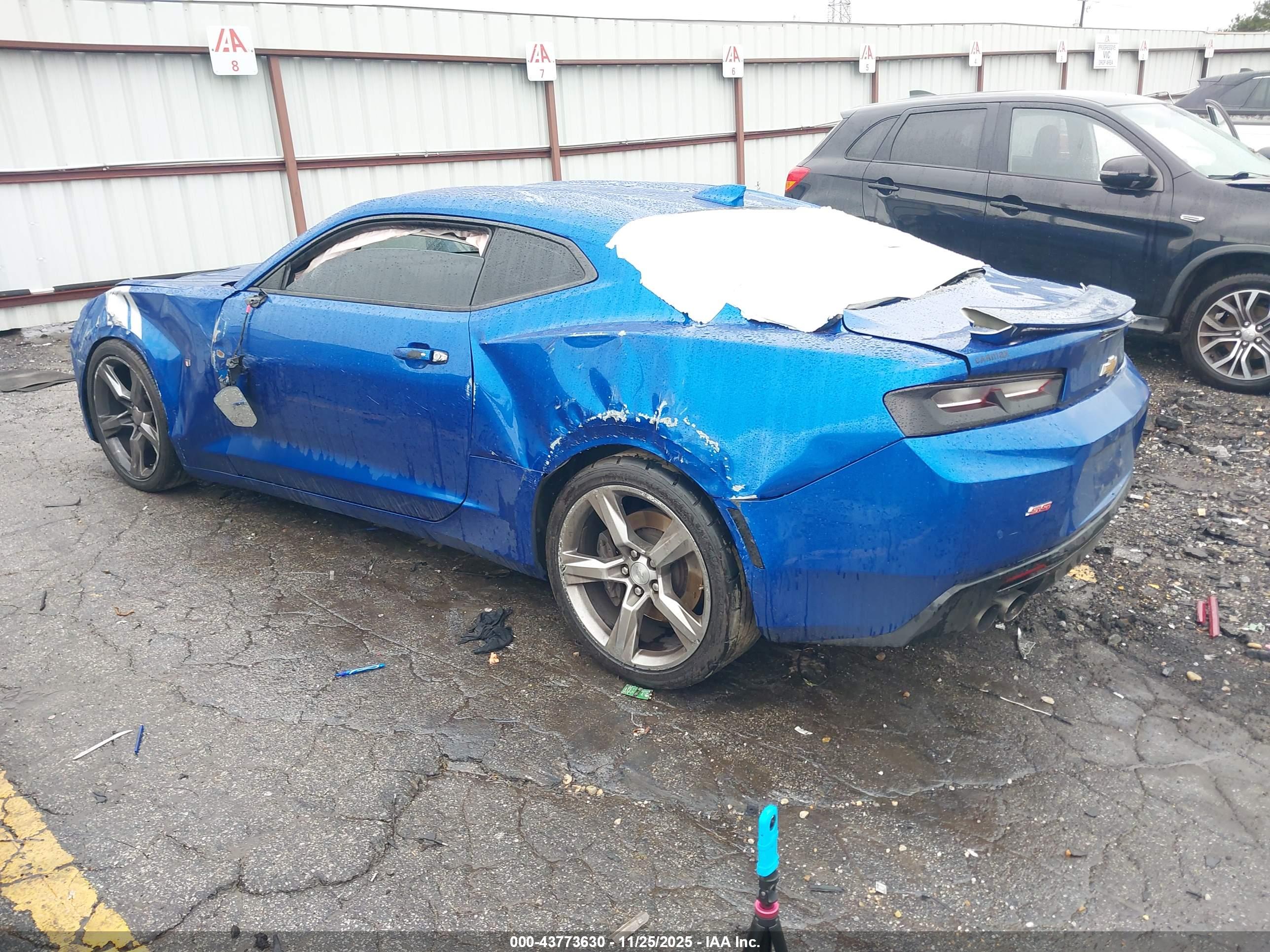 CHEVROLET CAMARO image 3