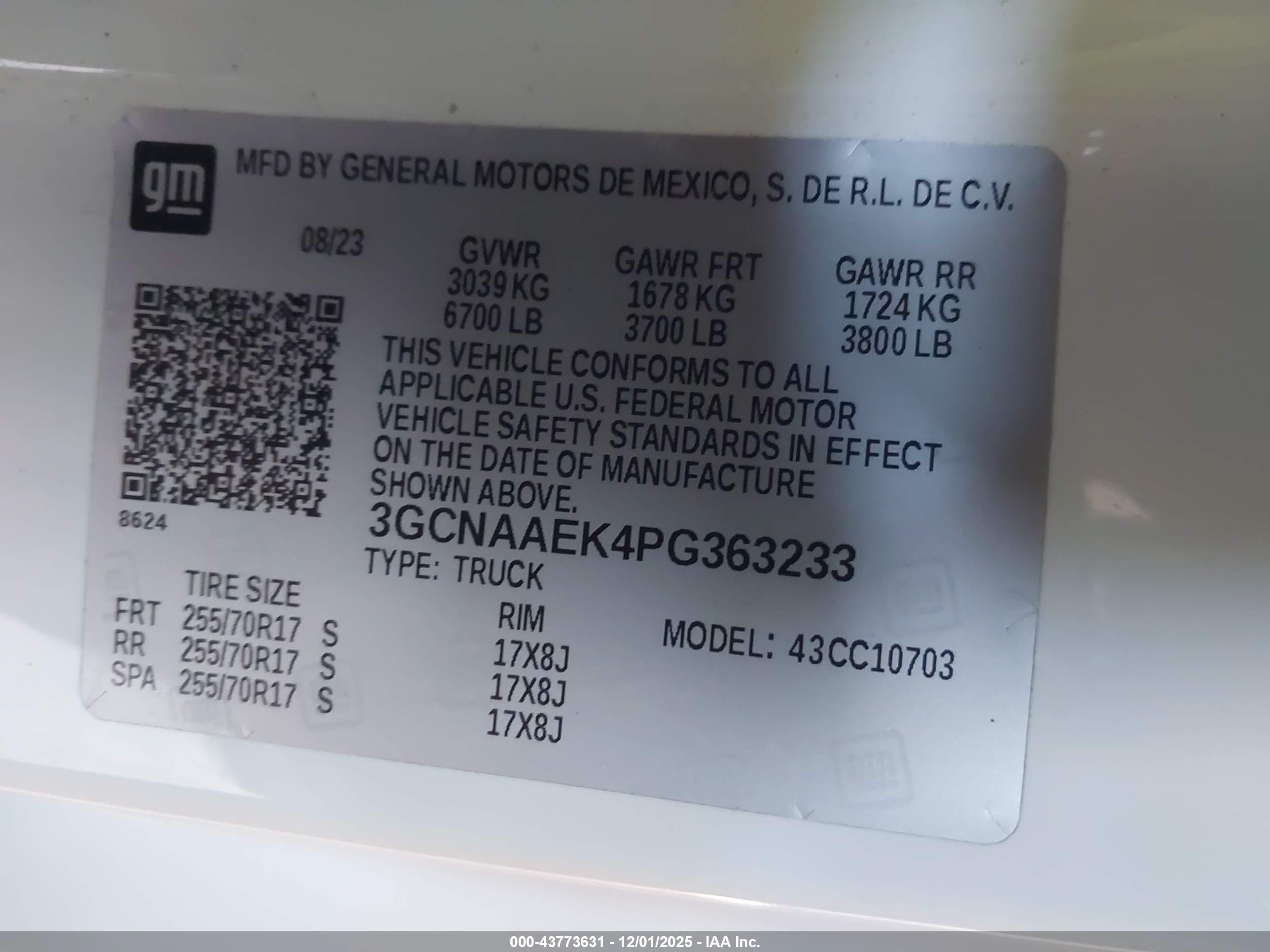CHEVROLET SILVERADO image 9