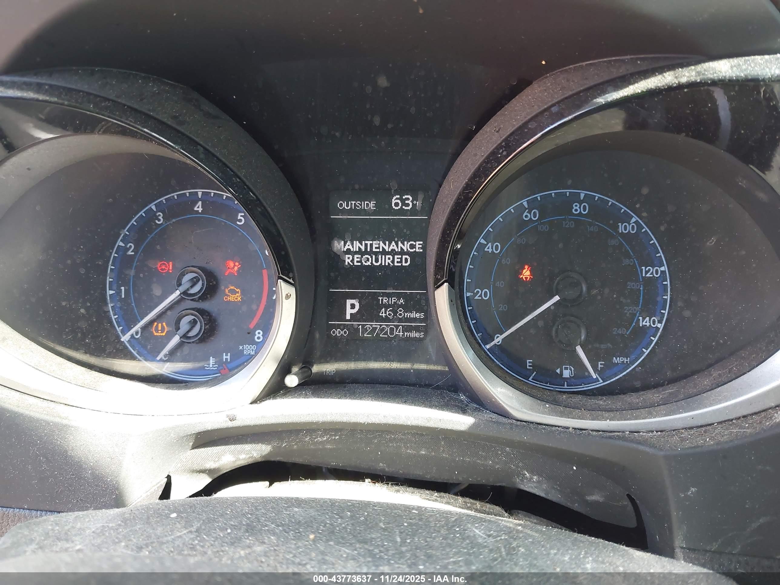 TOYOTA COROLLA image 7