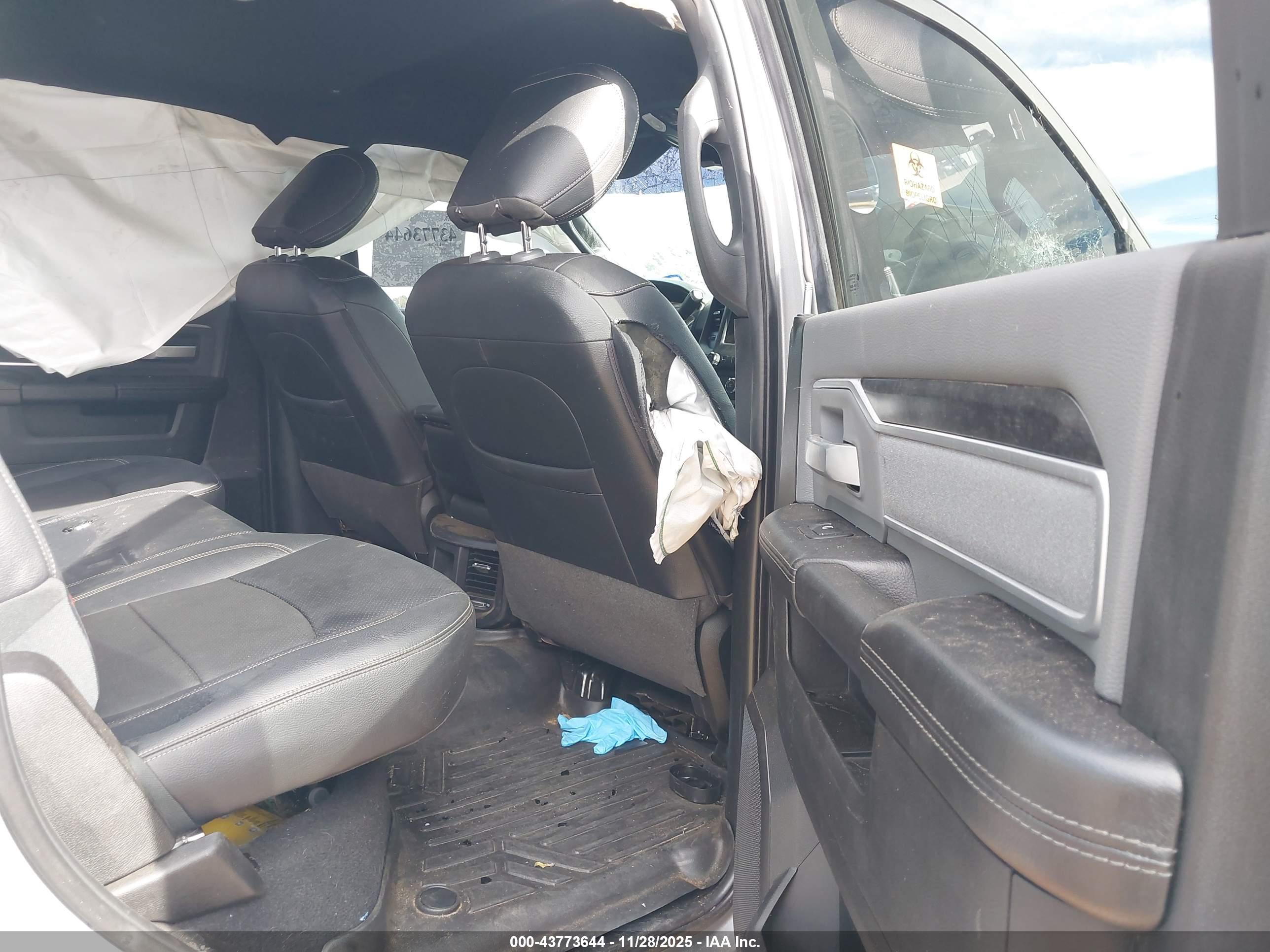 RAM 2500 image 8