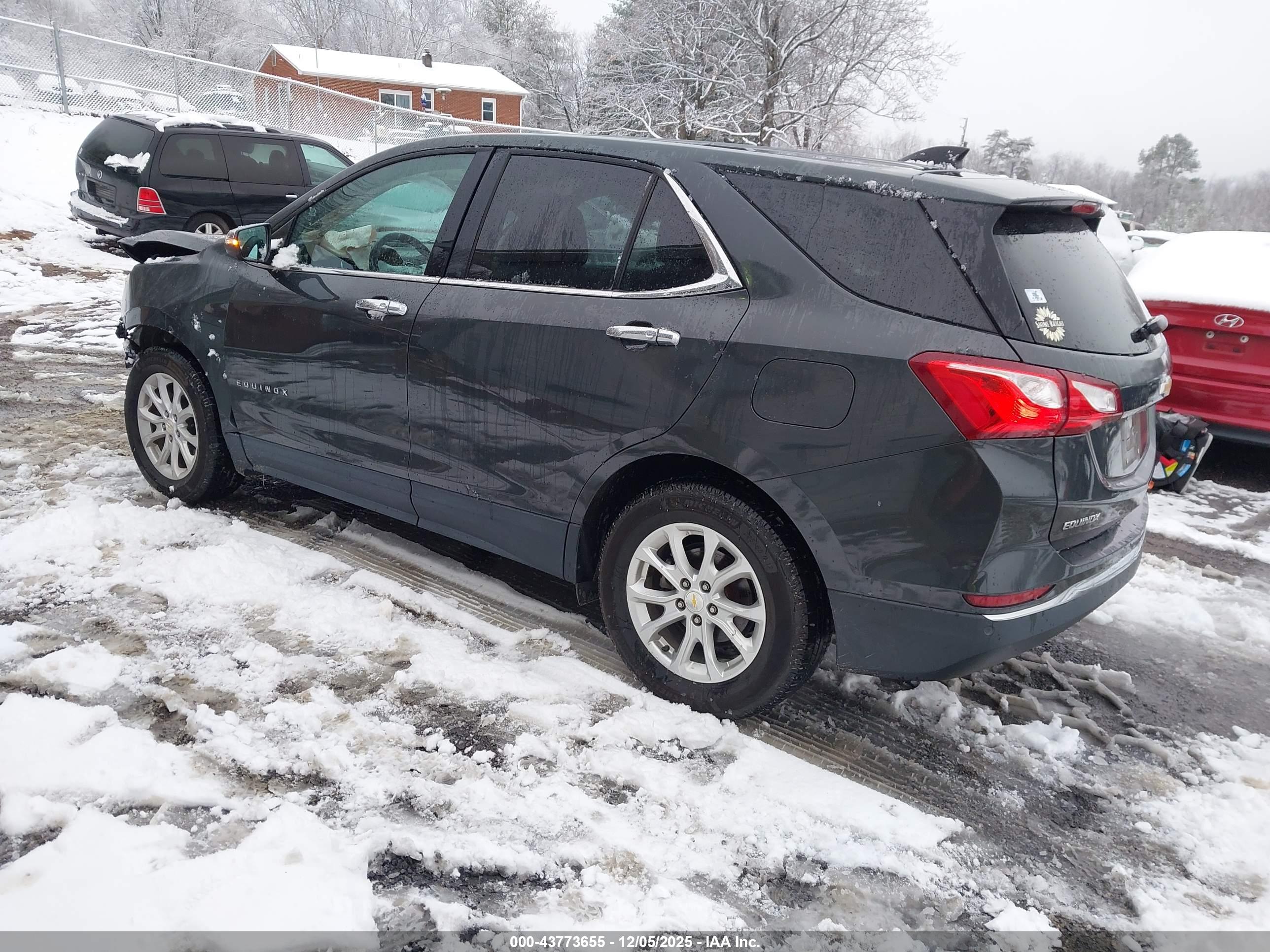 CHEVROLET EQUINOX image 3