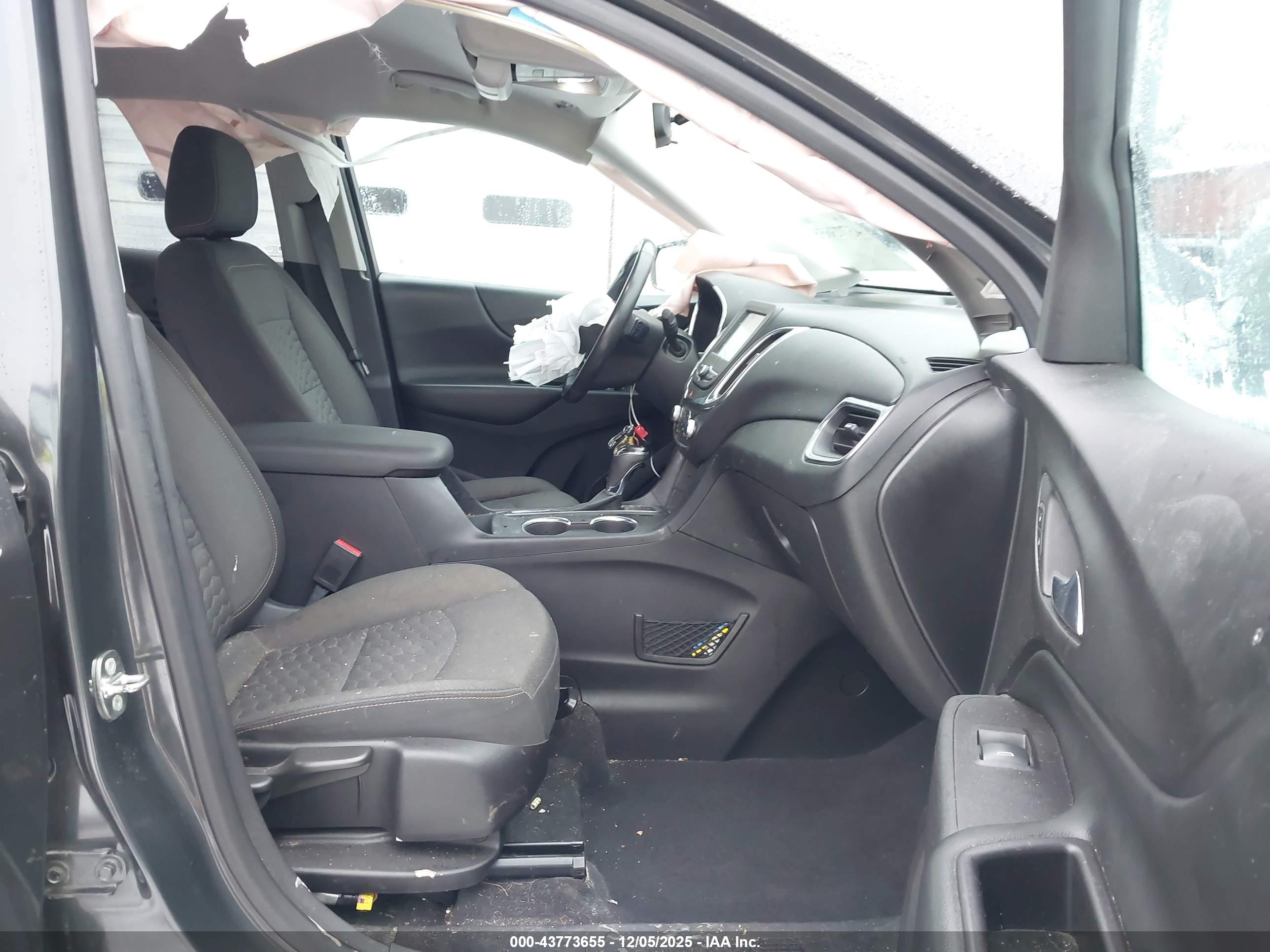 CHEVROLET EQUINOX image 5