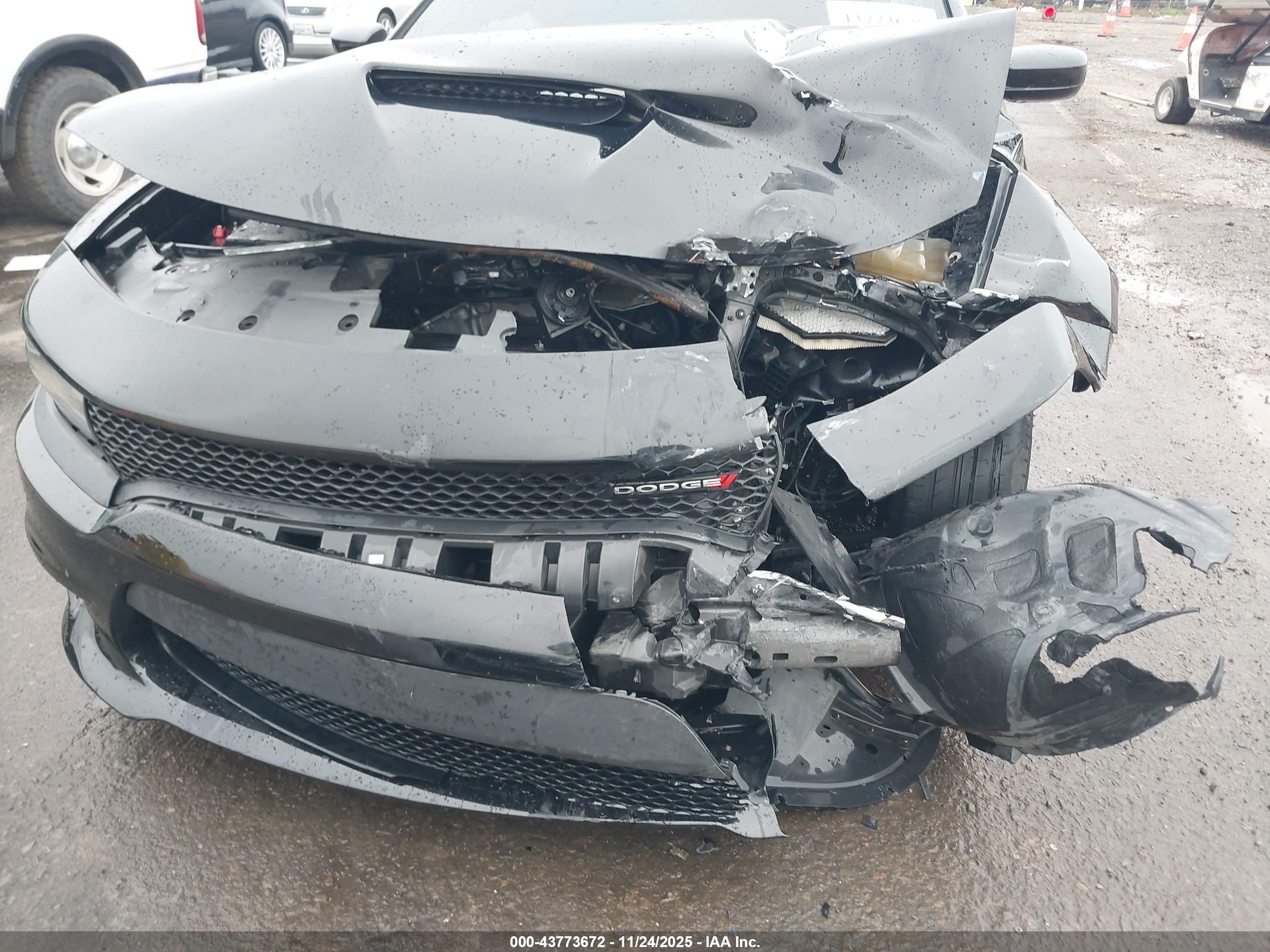 DODGE CHARGER image 6