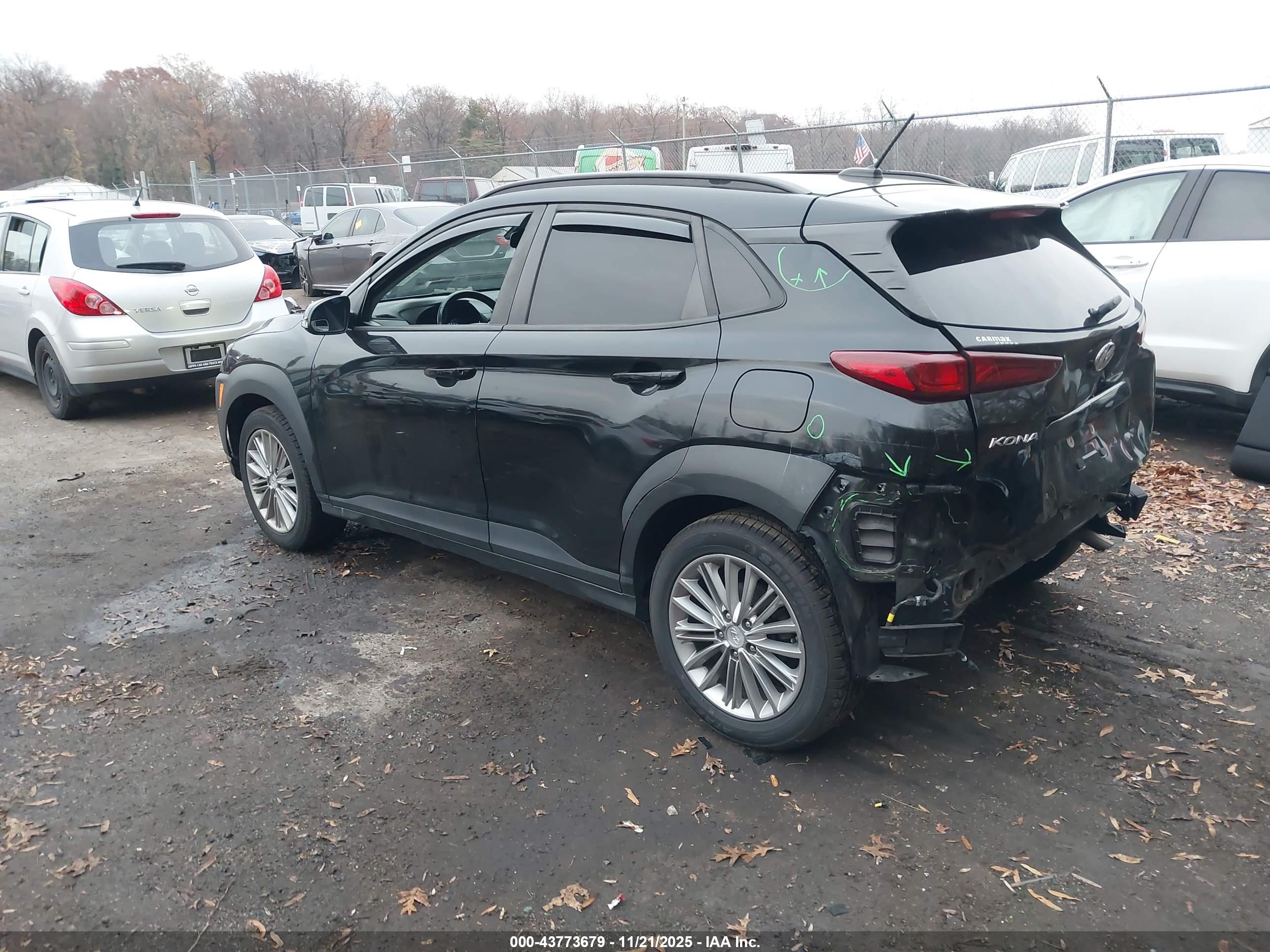HYUNDAI KONA image 3