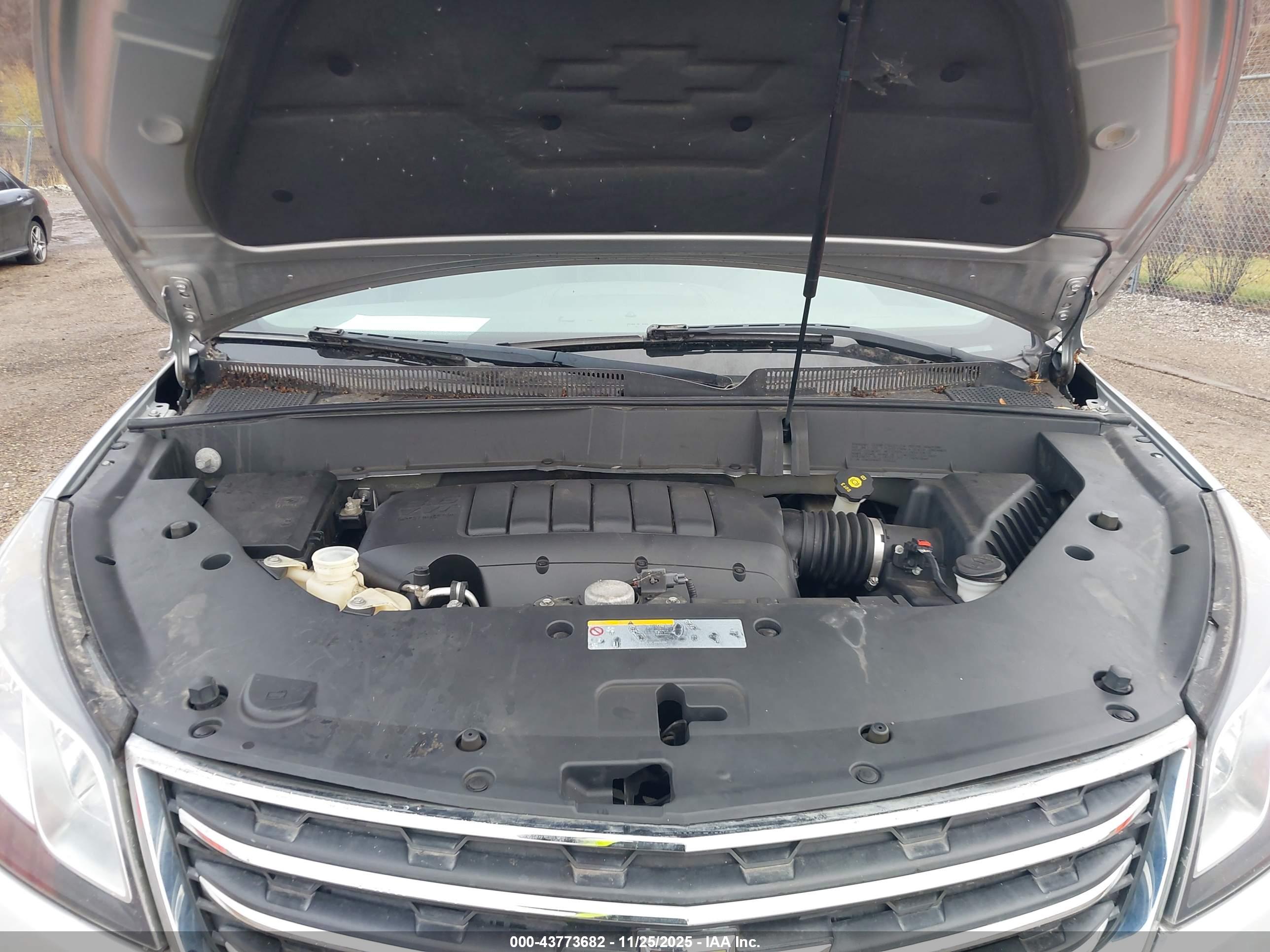 CHEVROLET TRAVERSE image 10