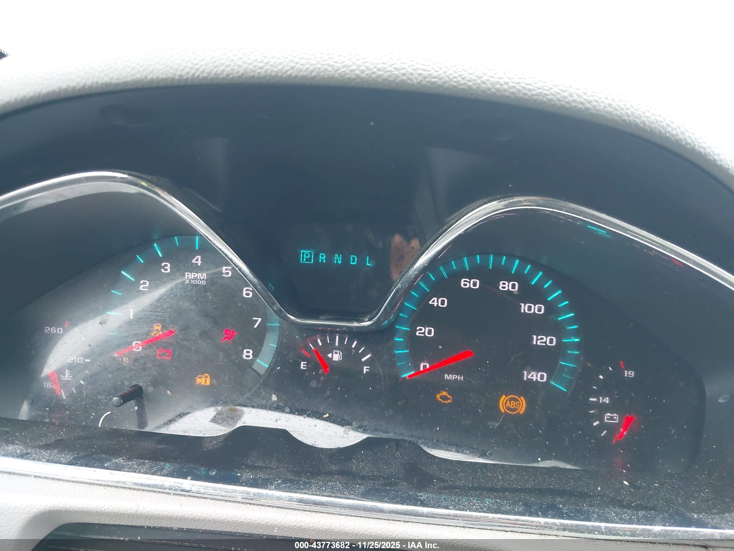 CHEVROLET TRAVERSE image 7