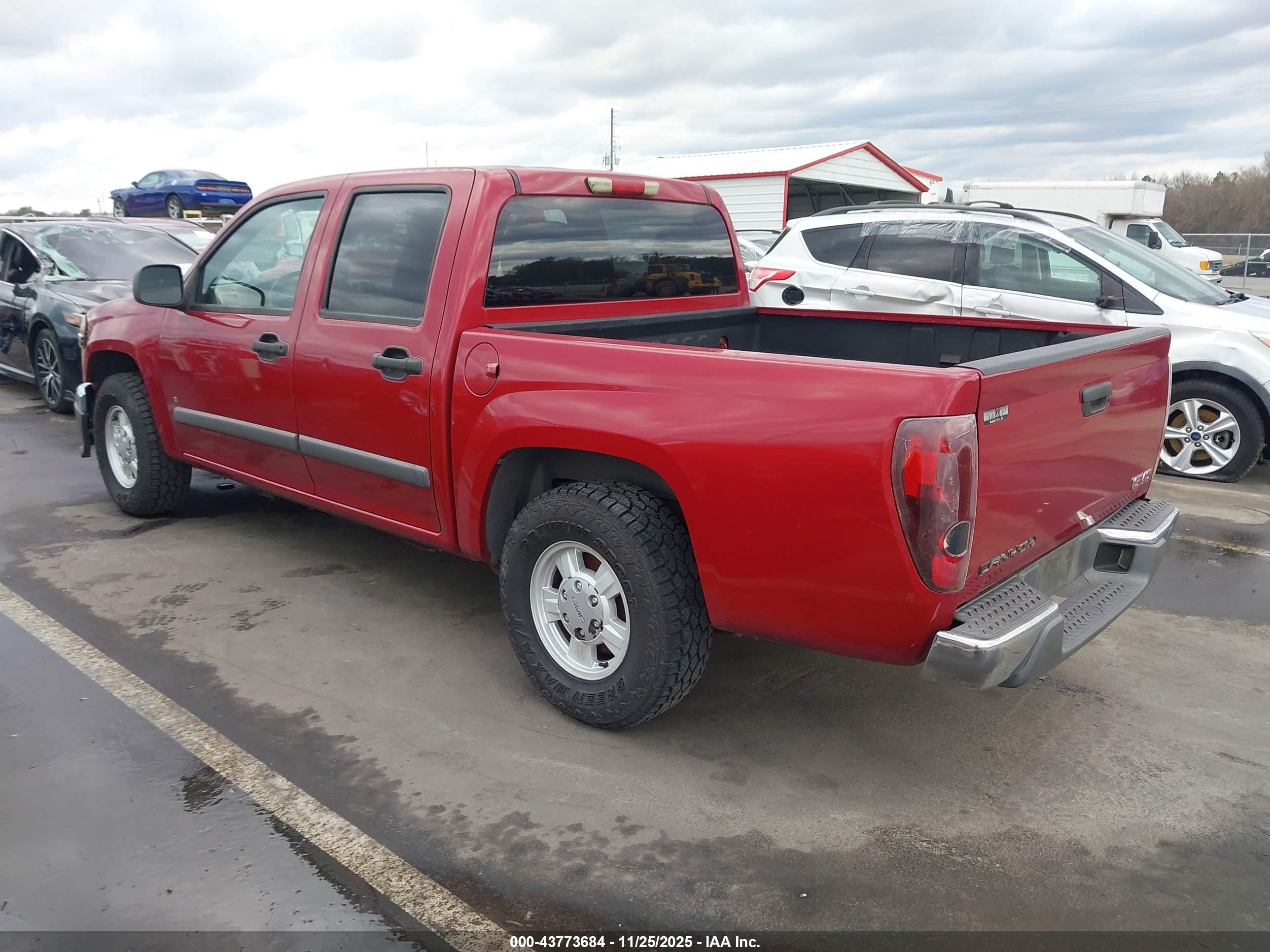 GMC CANYON image 3