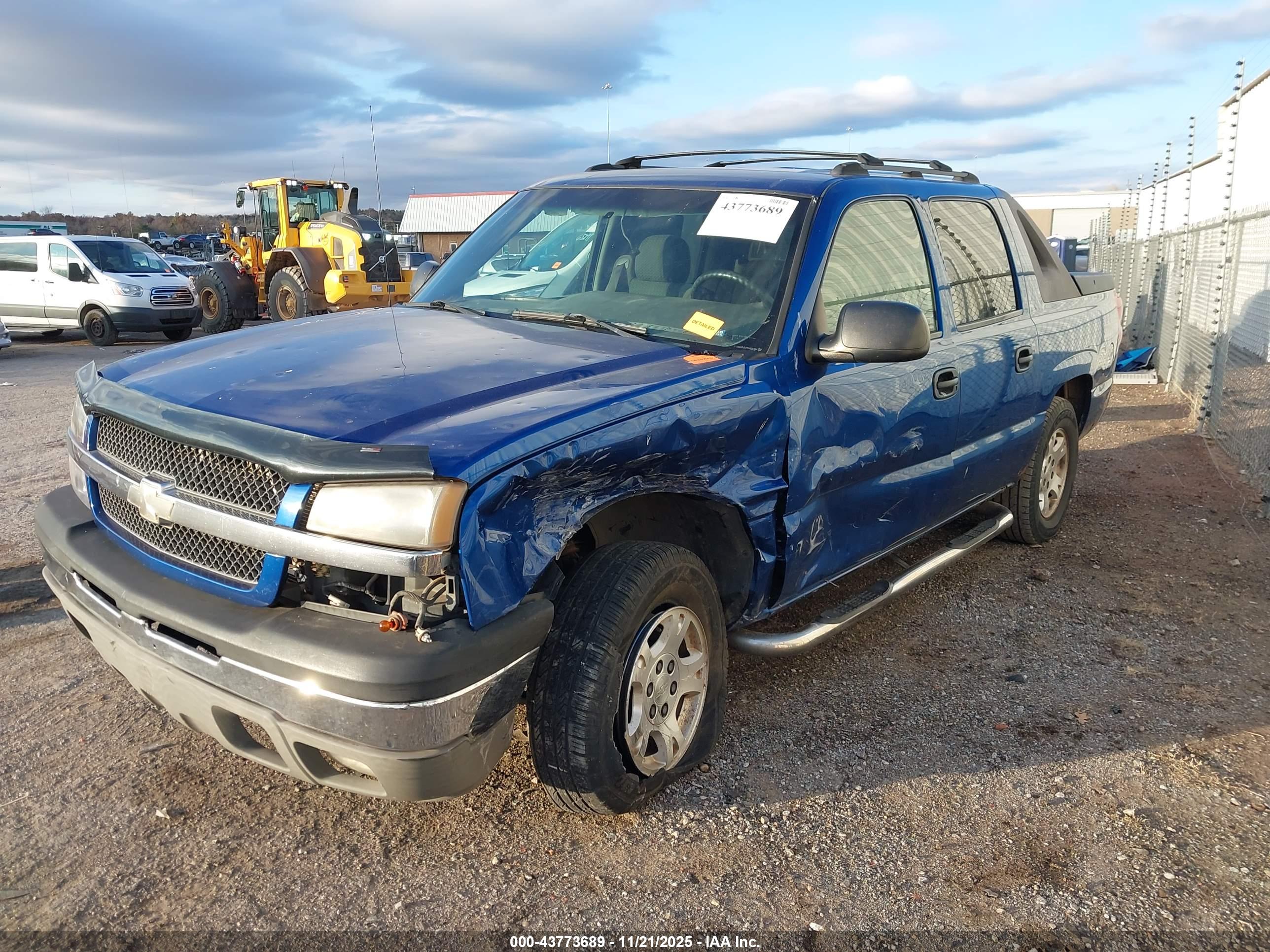 CHEVROLET AVALANCHE image 2
