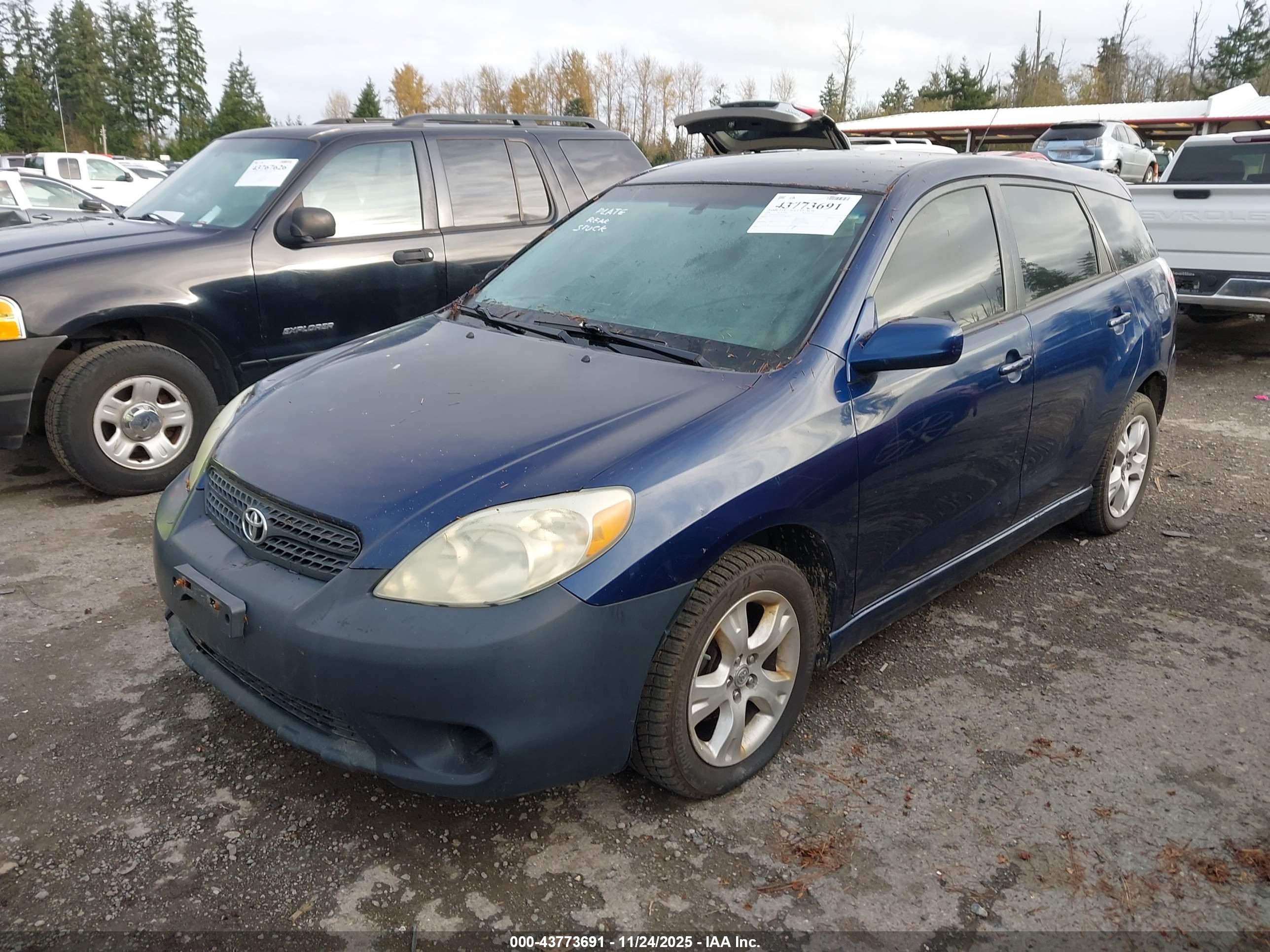 TOYOTA MATRIX image 2