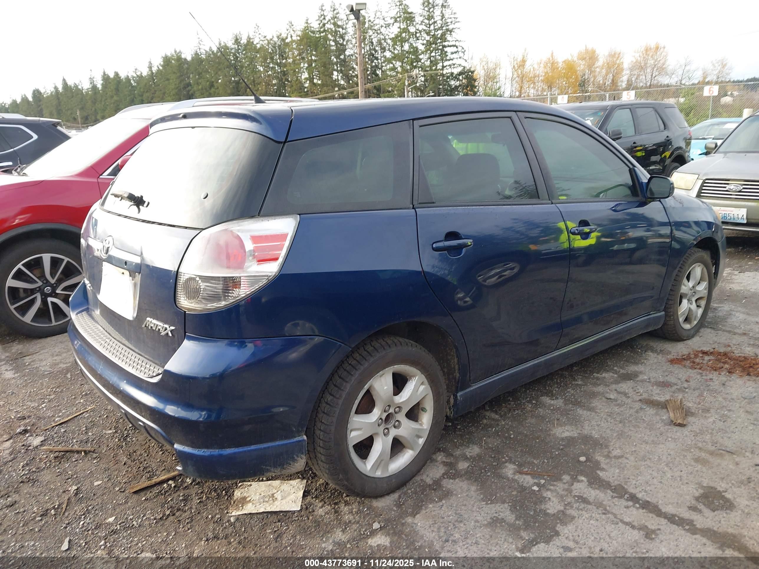 TOYOTA MATRIX image 4