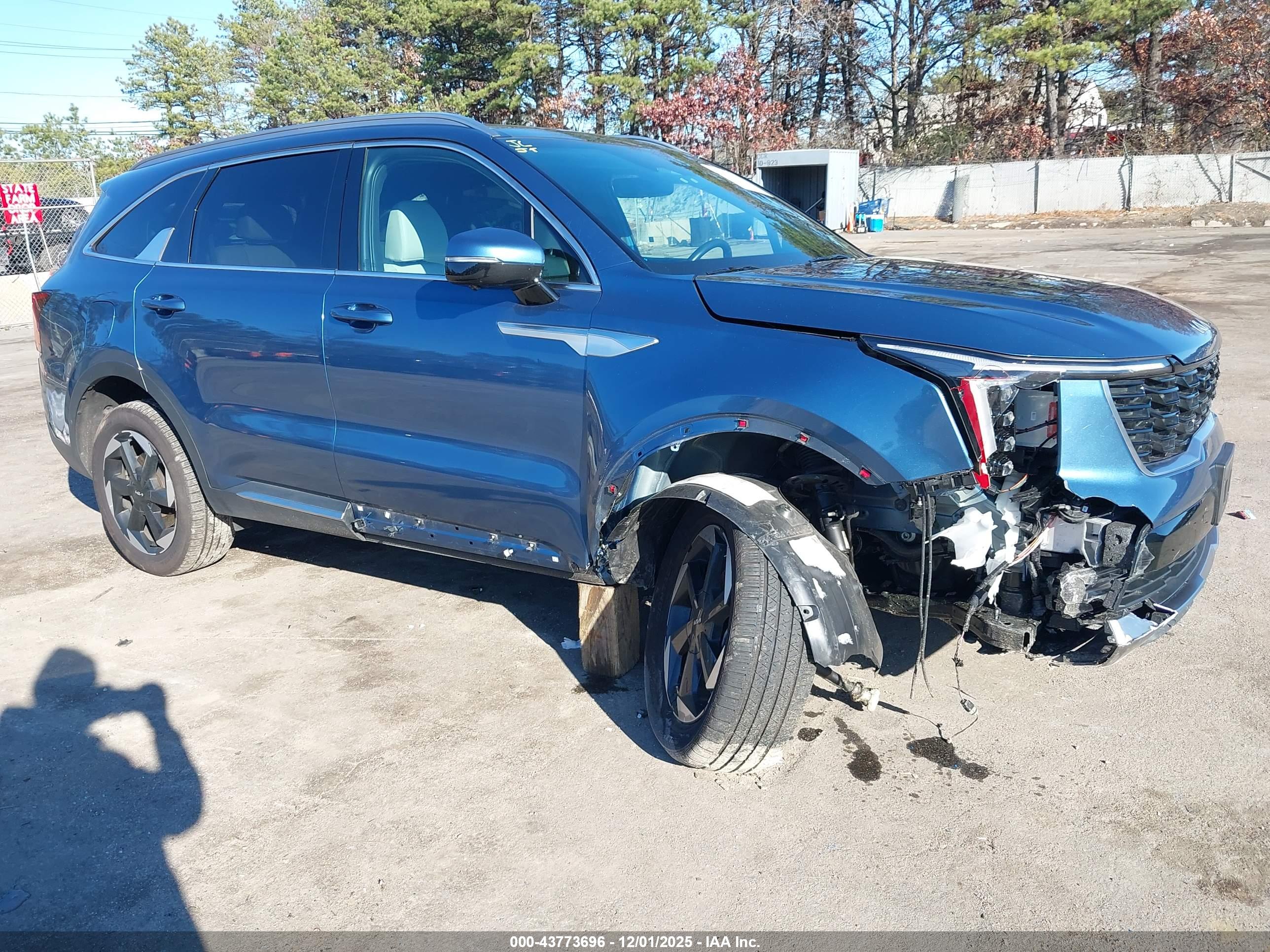 KIA SORENTO image 6
