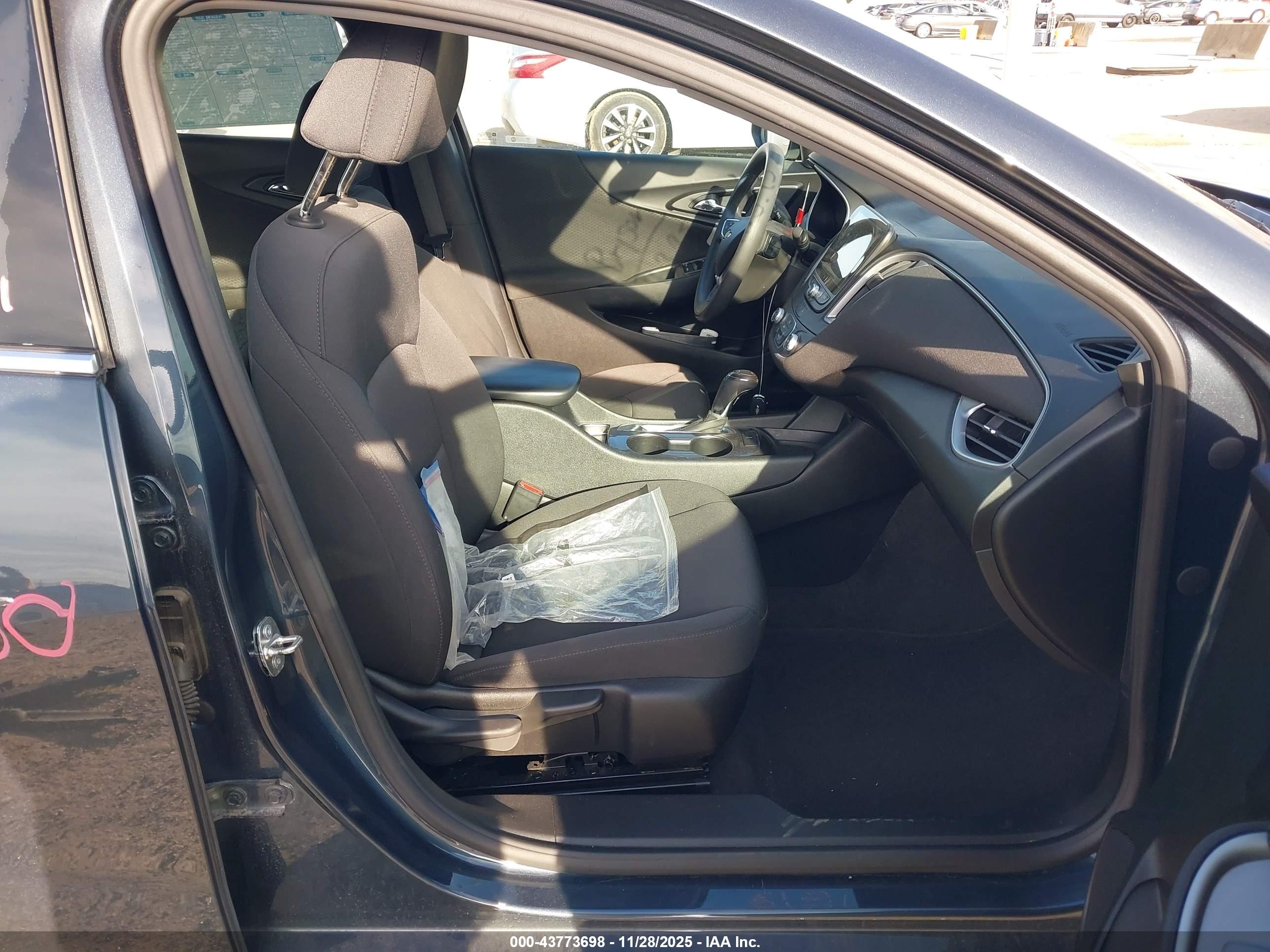 CHEVROLET MALIBU image 5