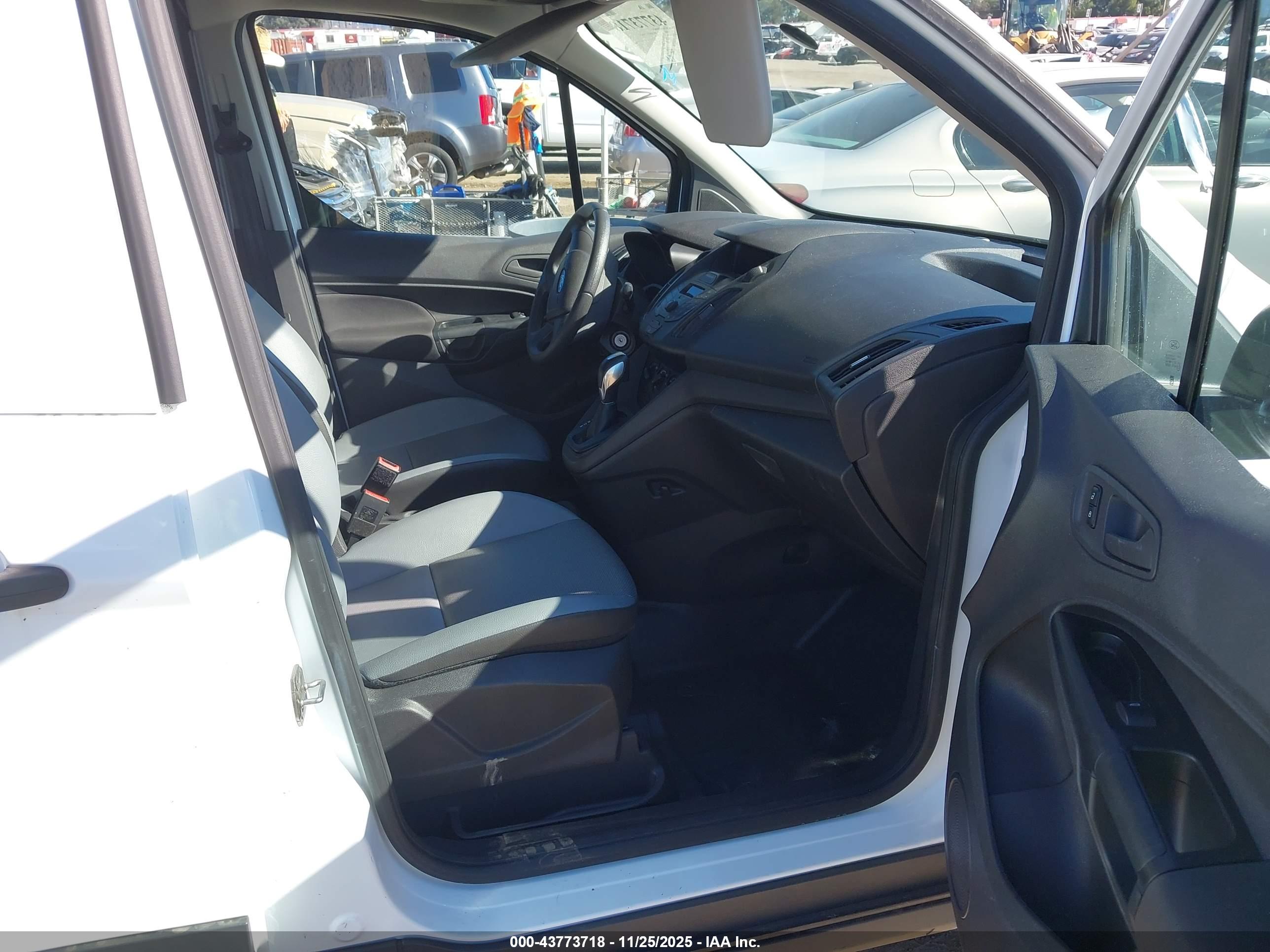 FORD TRANSIT image 5