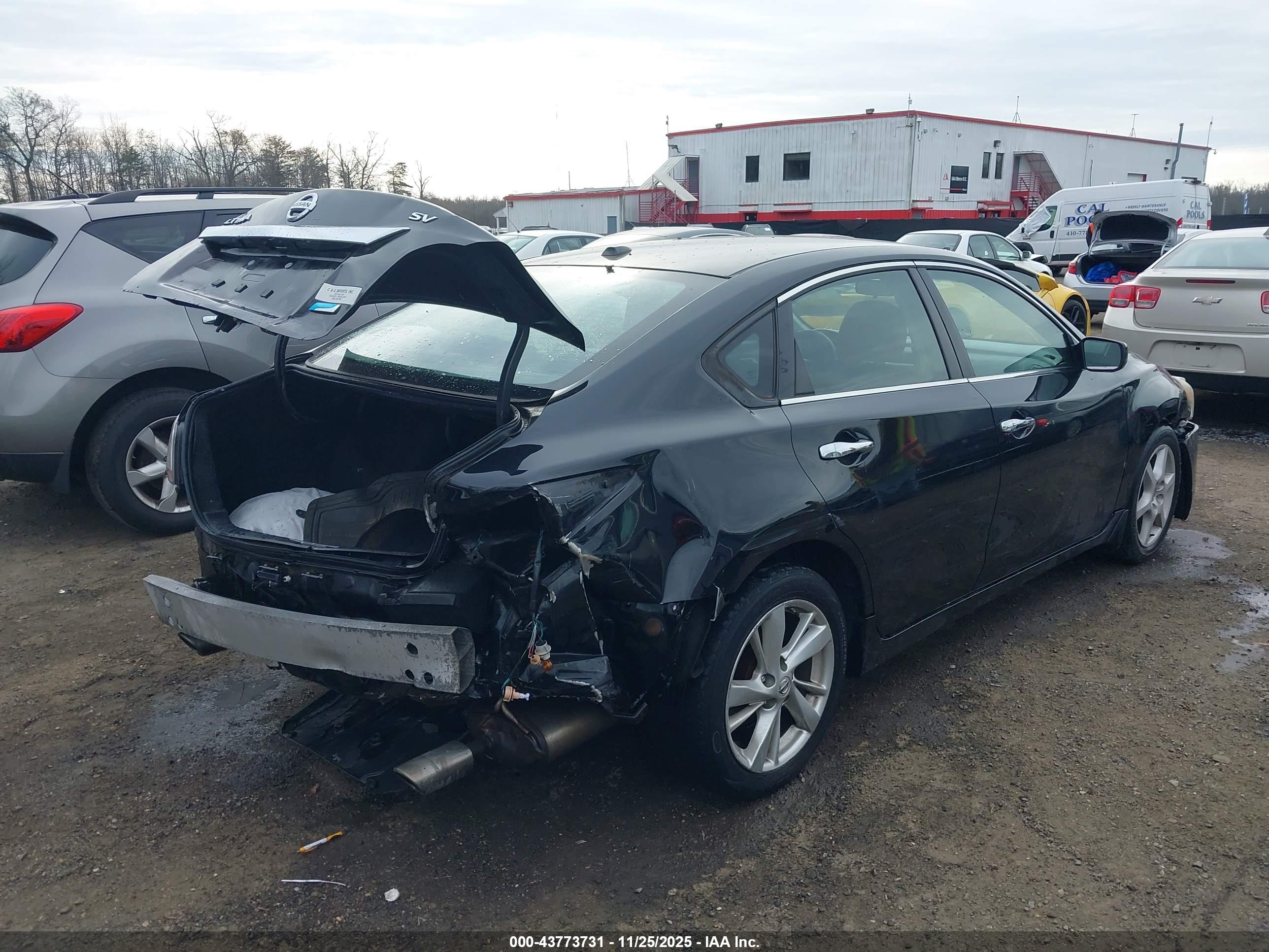 NISSAN ALTIMA image 4