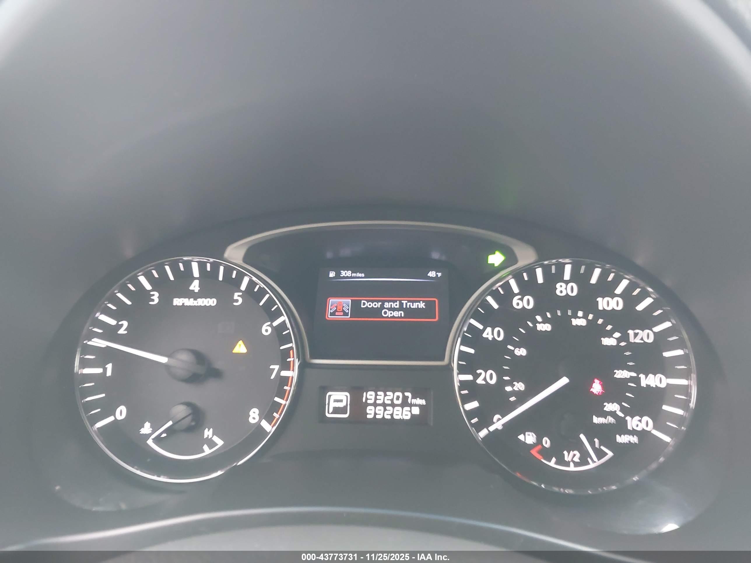 NISSAN ALTIMA image 7