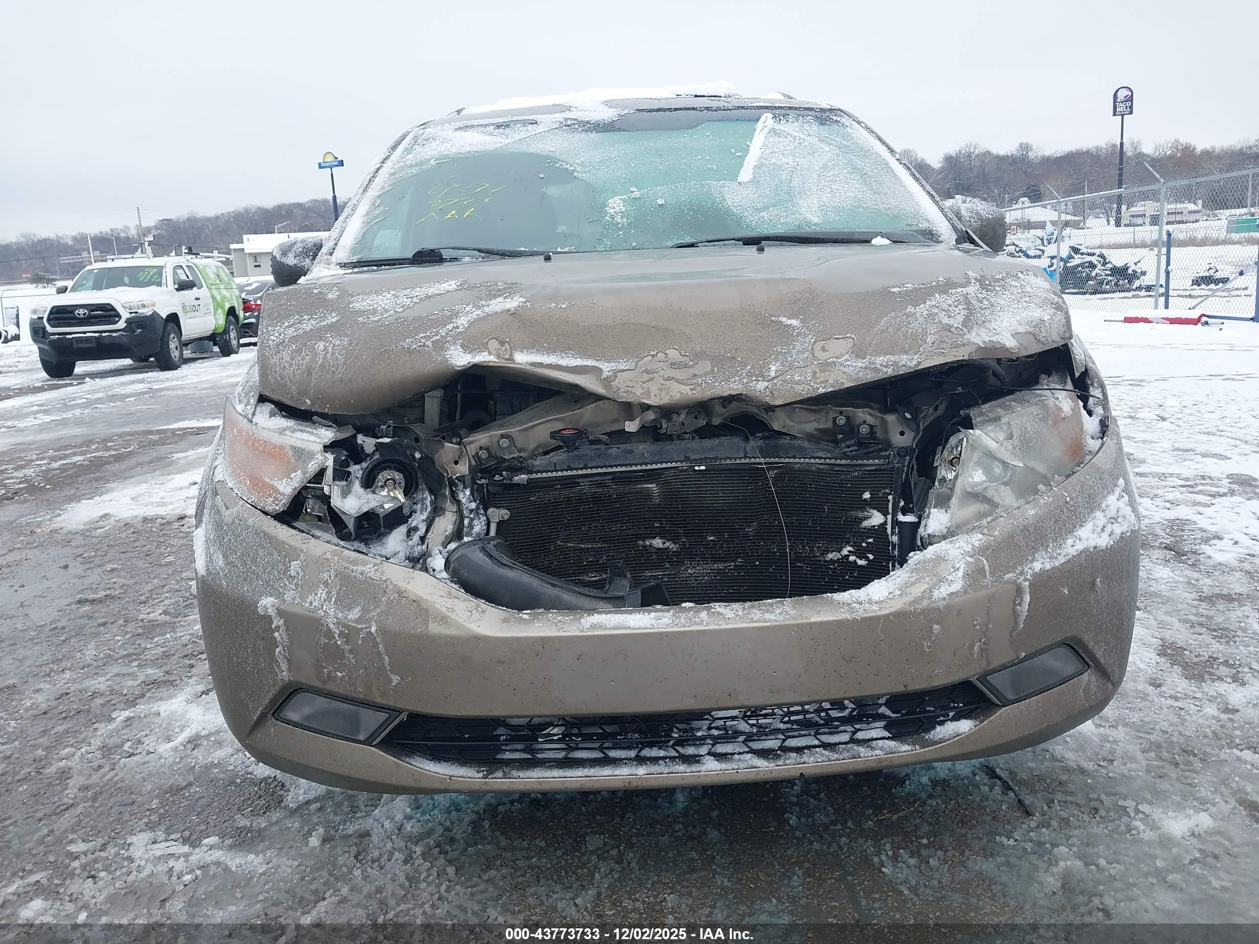 HONDA ODYSSEY image 6