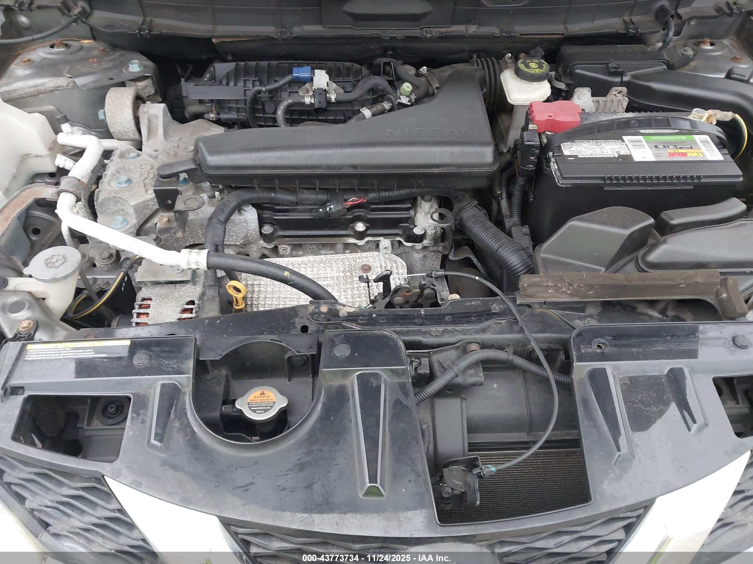 NISSAN ROGUE image 10