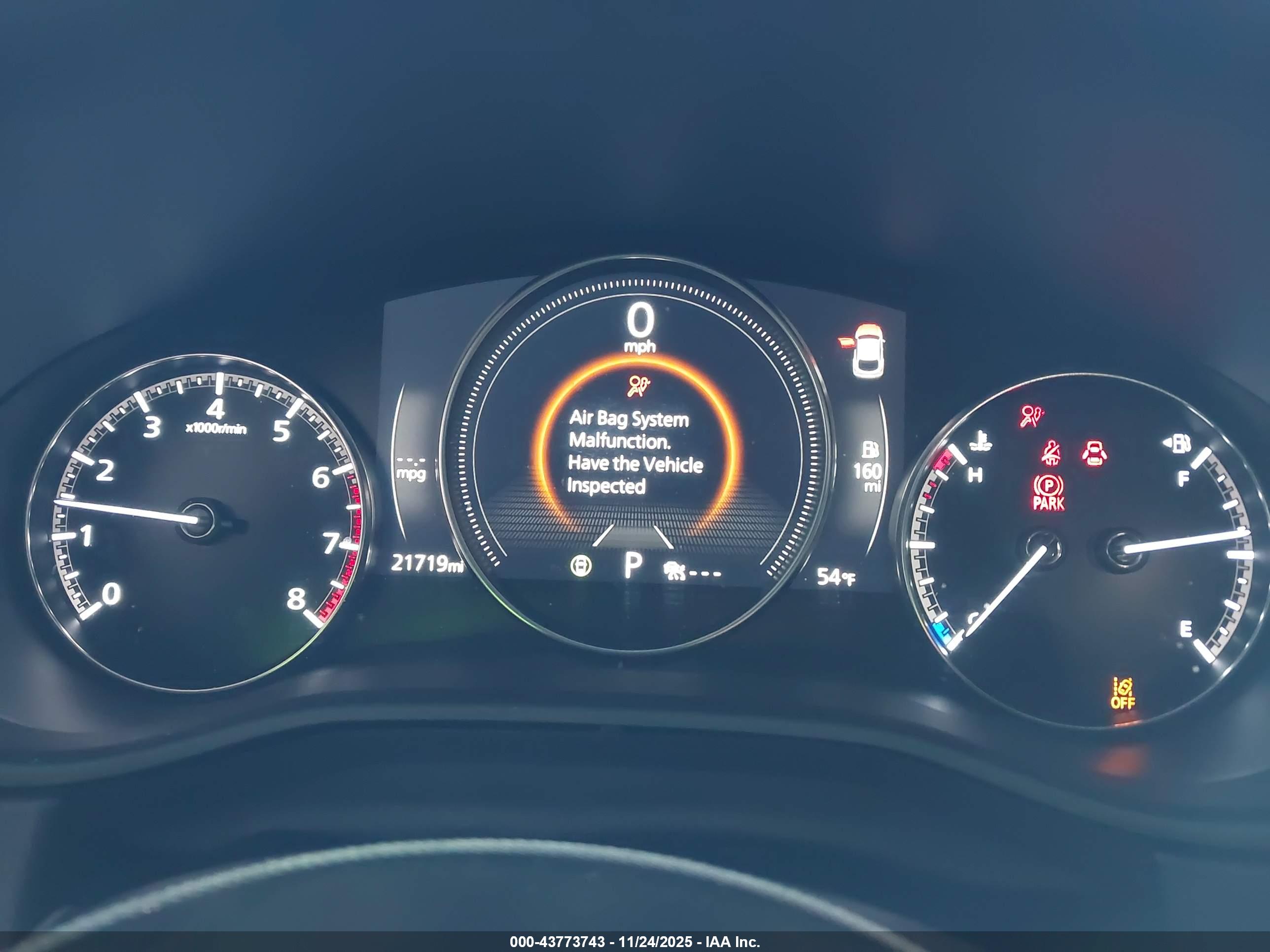 MAZDA CX-30 image 7