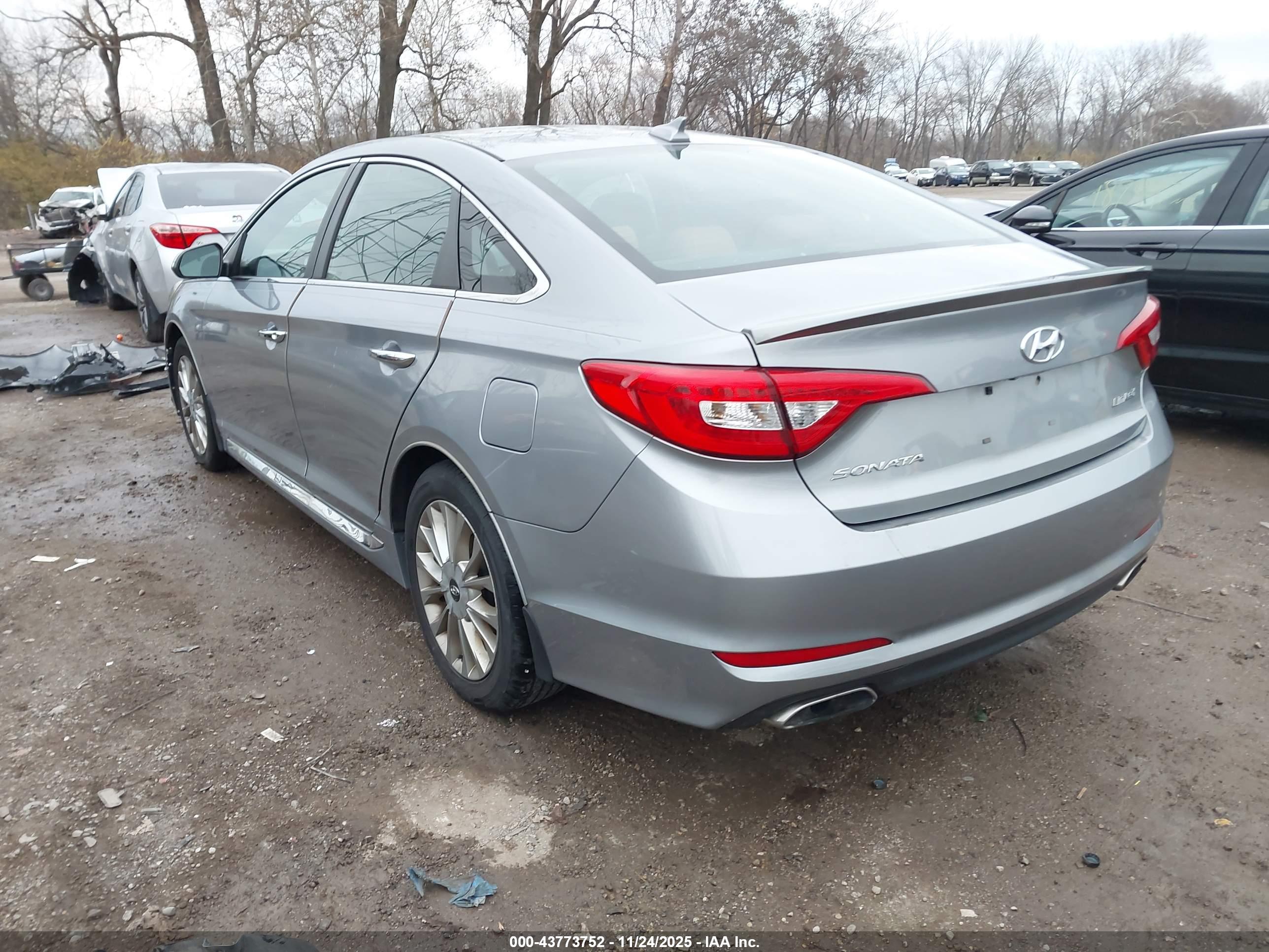 HYUNDAI SONATA image 3