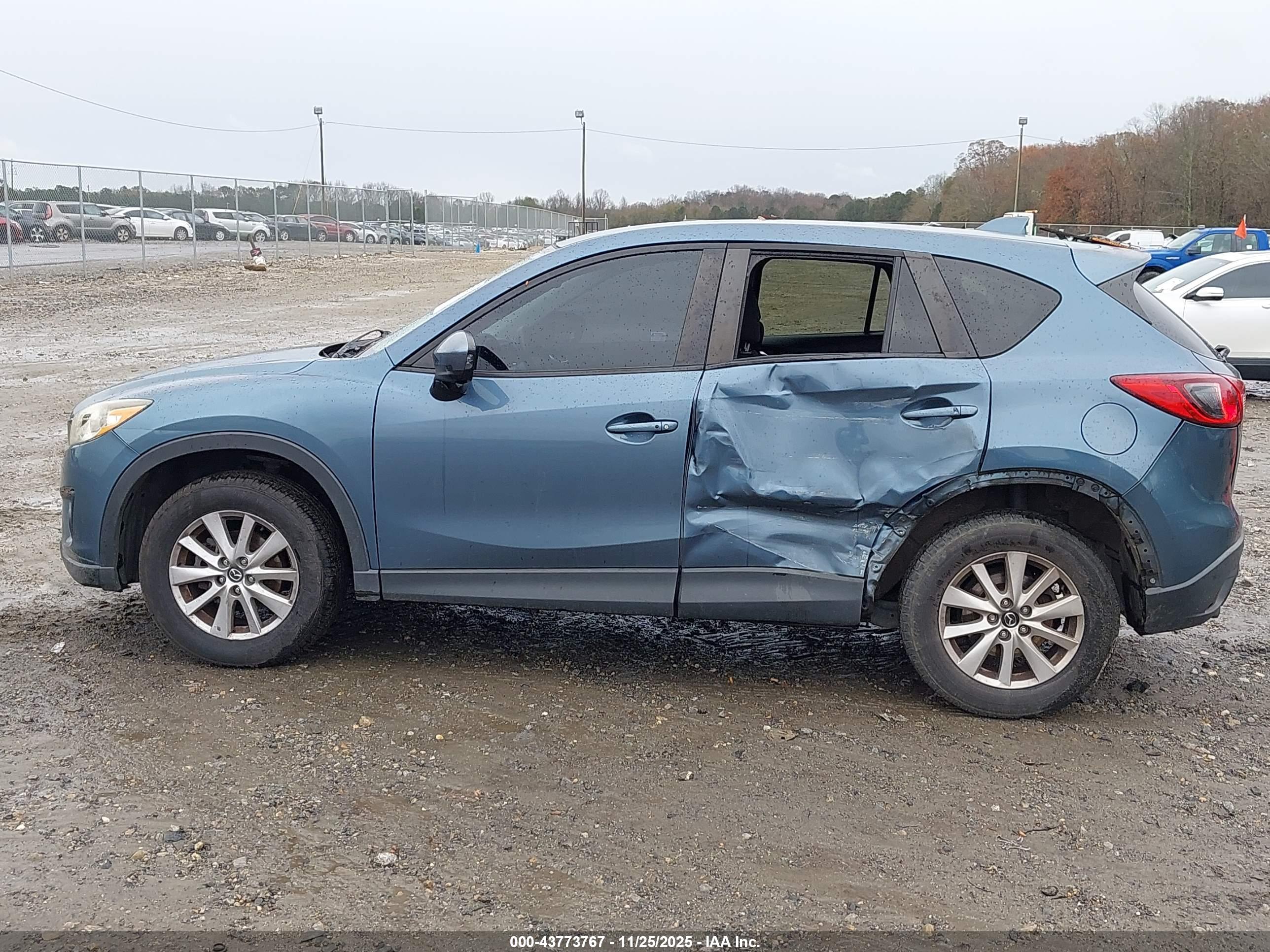 MAZDA CX-5 image 6