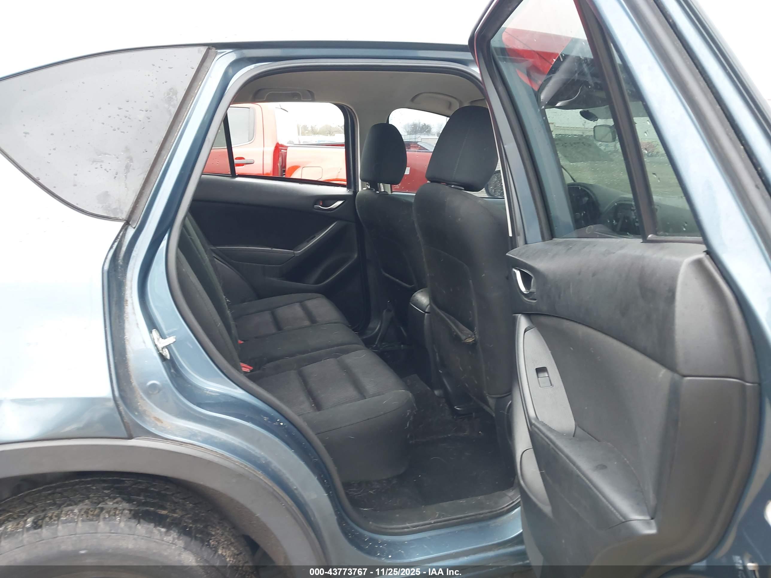 MAZDA CX-5 image 8