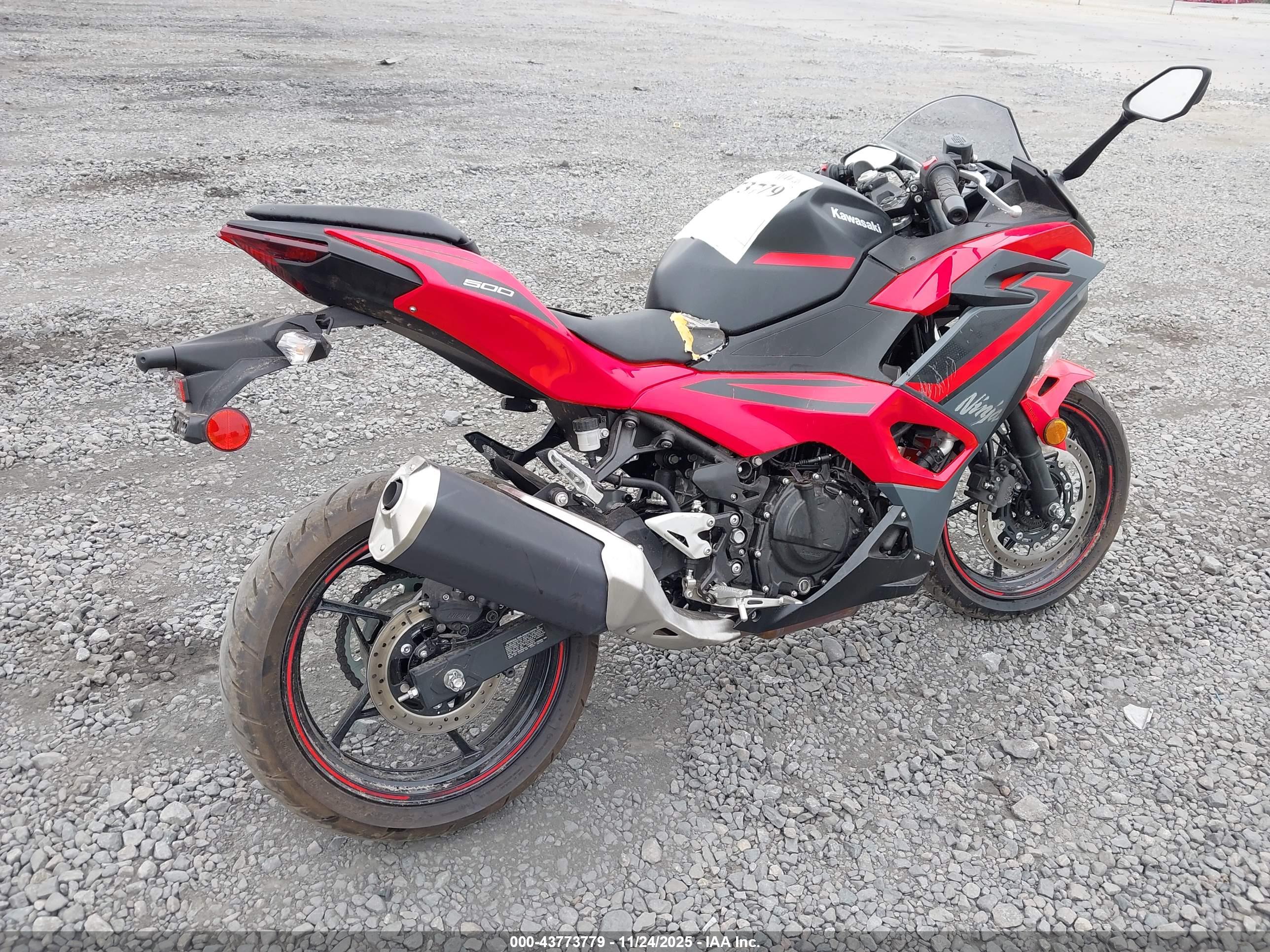 KAWASAKI EX500 image 4