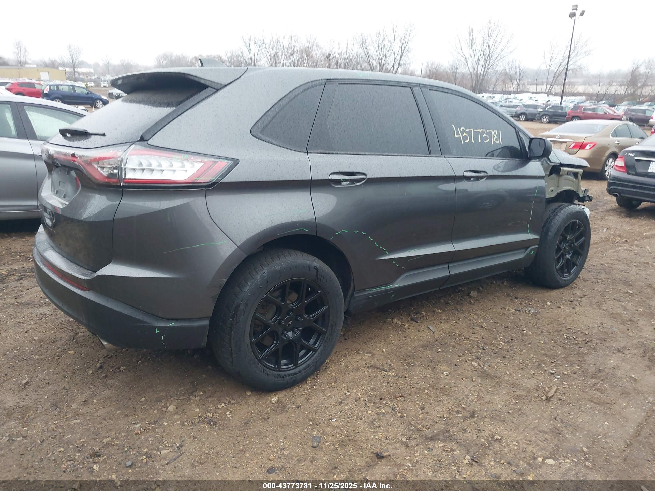 FORD EDGE image 4