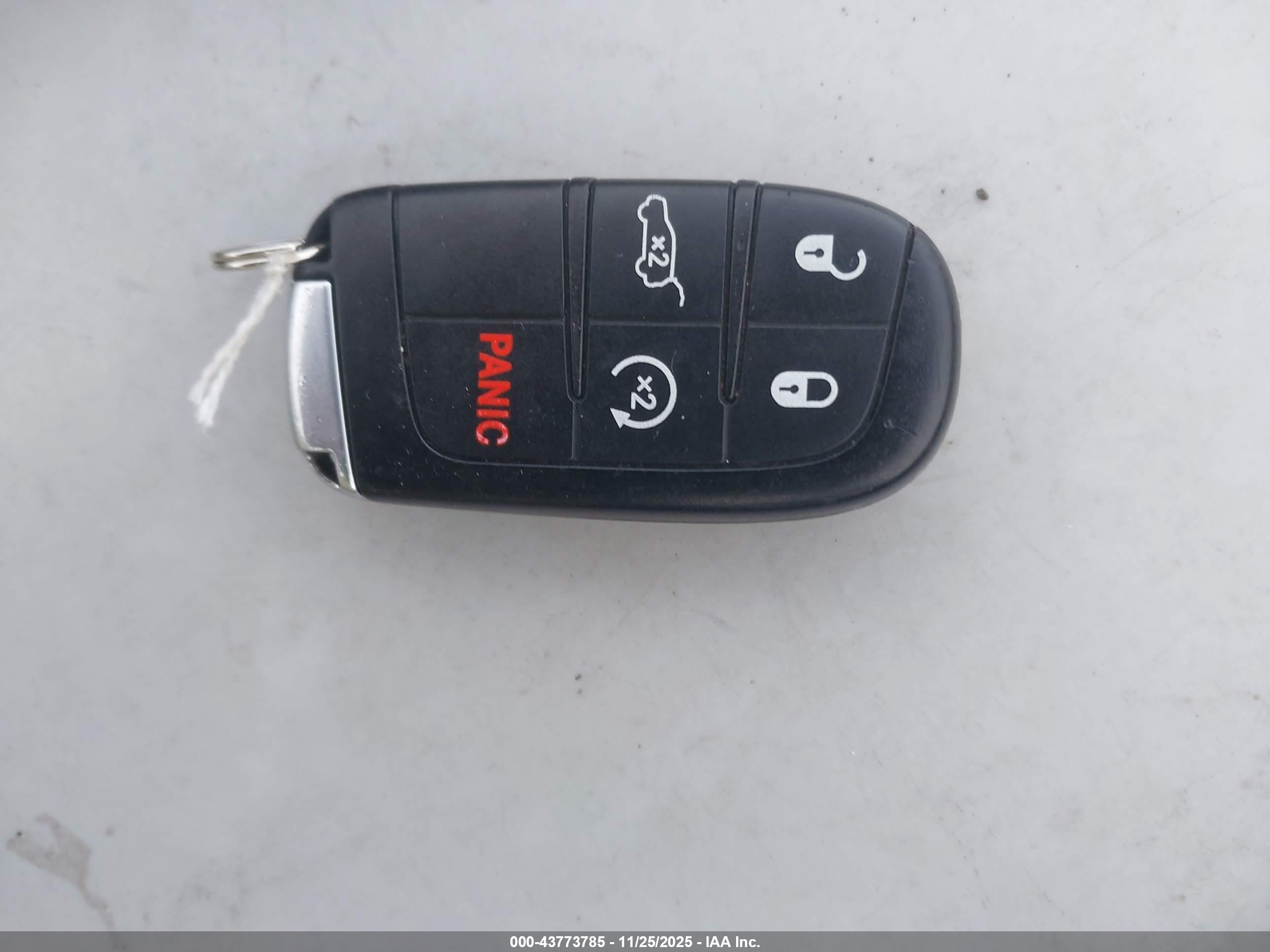 JEEP GRAND image 11