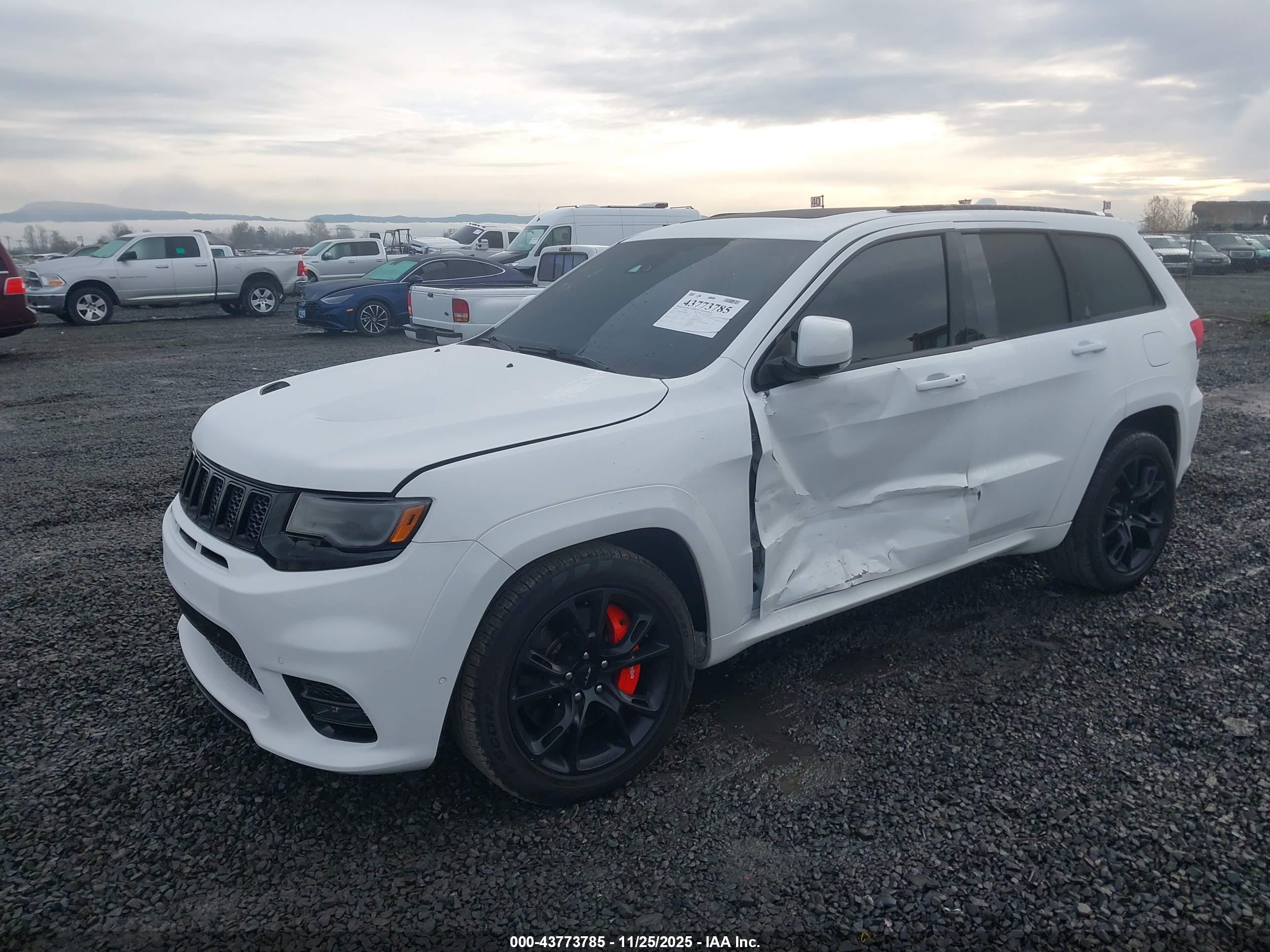 JEEP GRAND image 2