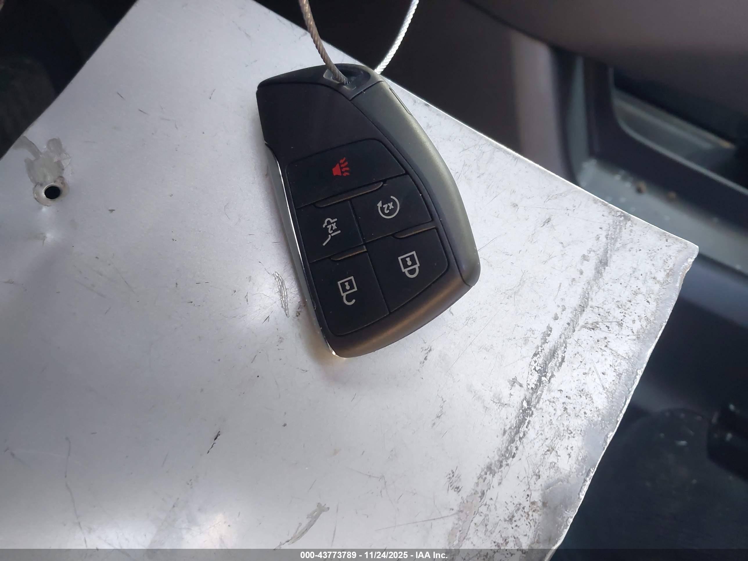 CHEVROLET EQUINOX image 11