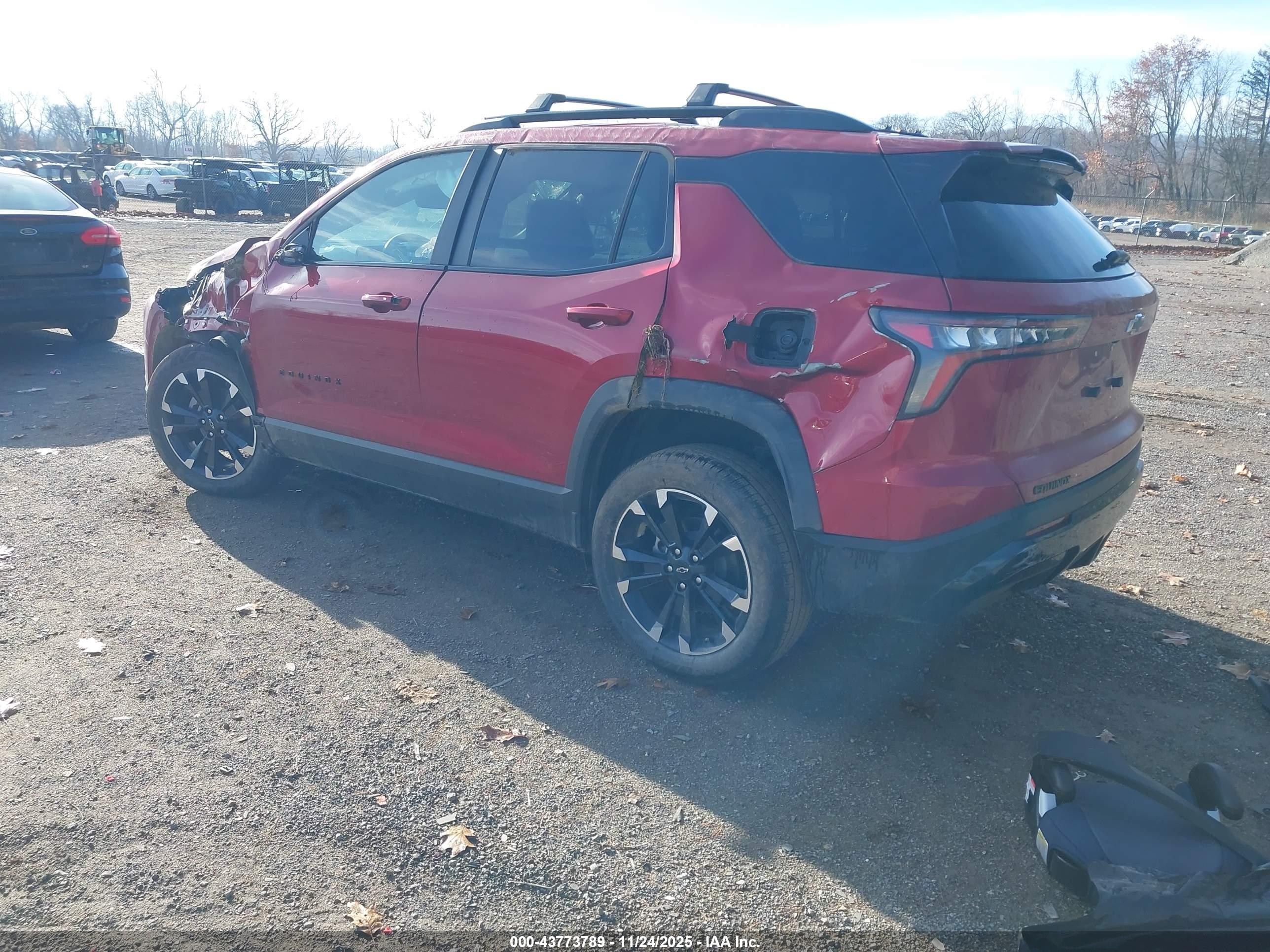 CHEVROLET EQUINOX image 3
