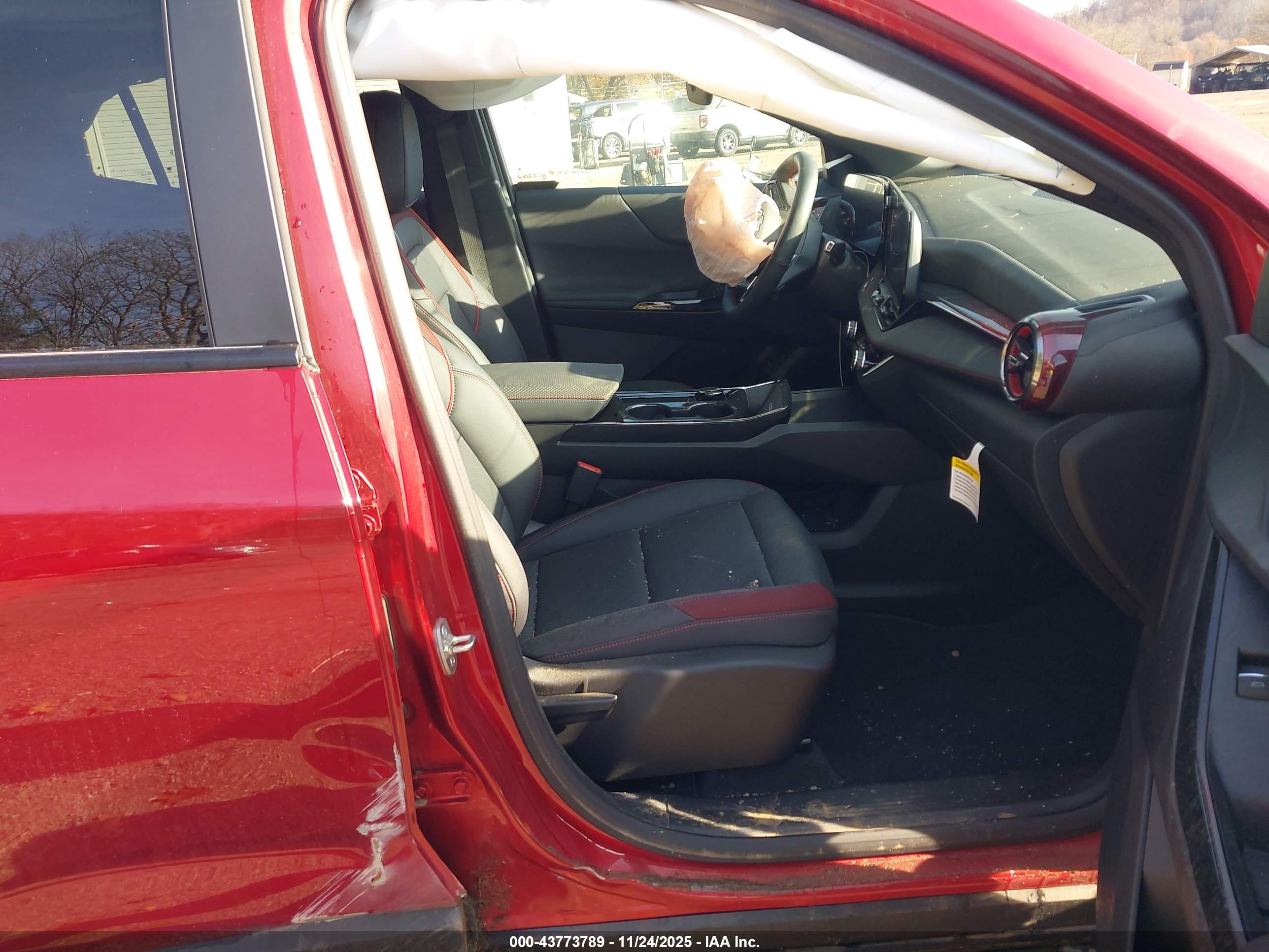 CHEVROLET EQUINOX image 5