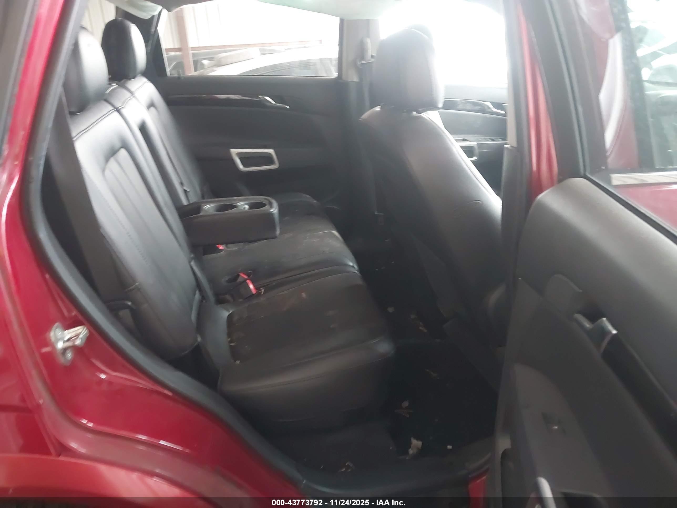 CHEVROLET CAPTIVA image 8