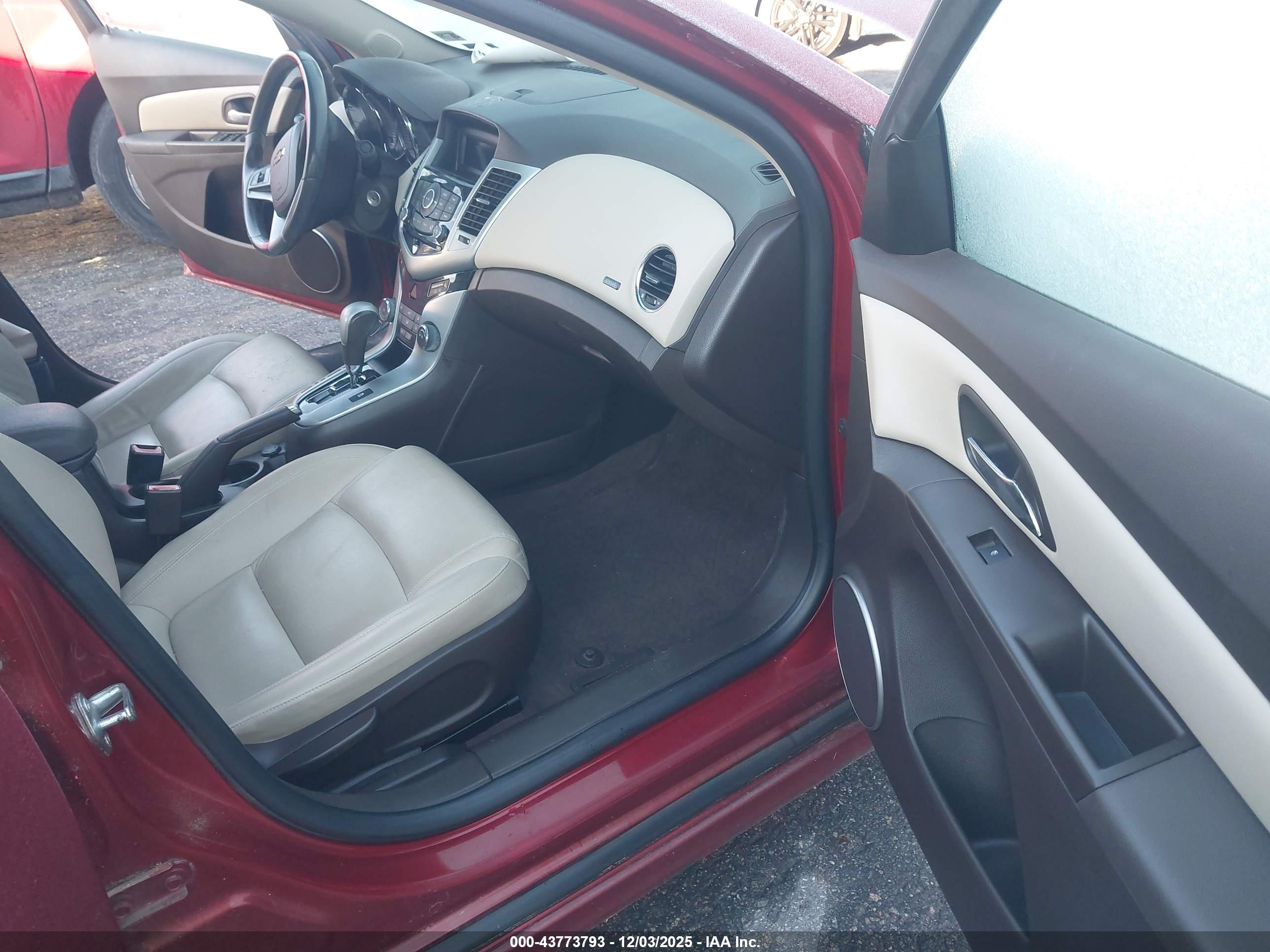 CHEVROLET CRUZE image 5